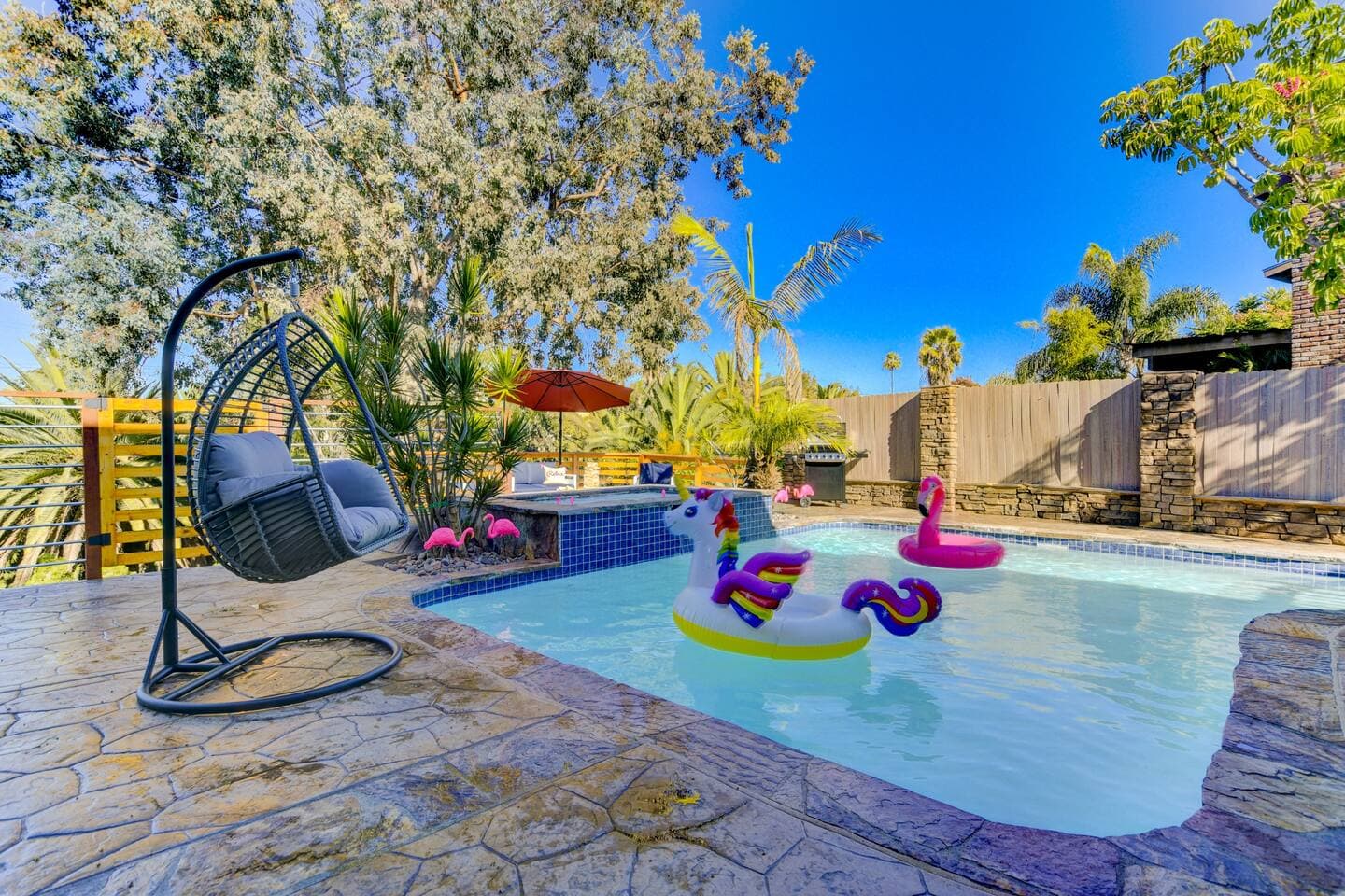 San Diego County, San Diego — Luxury furnished apartment in San Diego County, San Diego