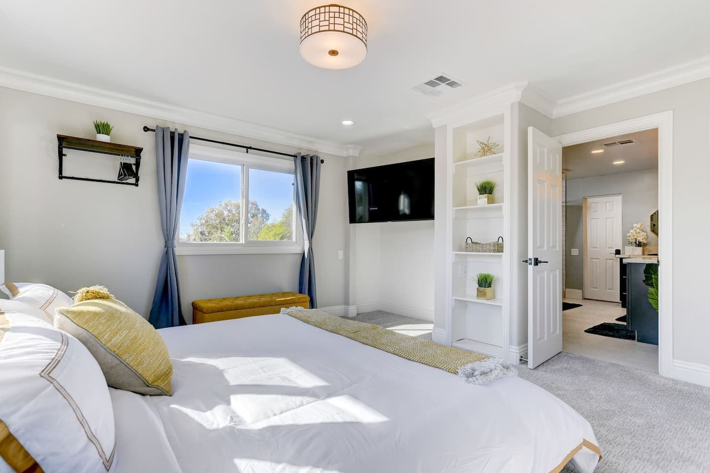 San Diego County, San Diego — Luxury furnished apartment in San Diego County, San Diego