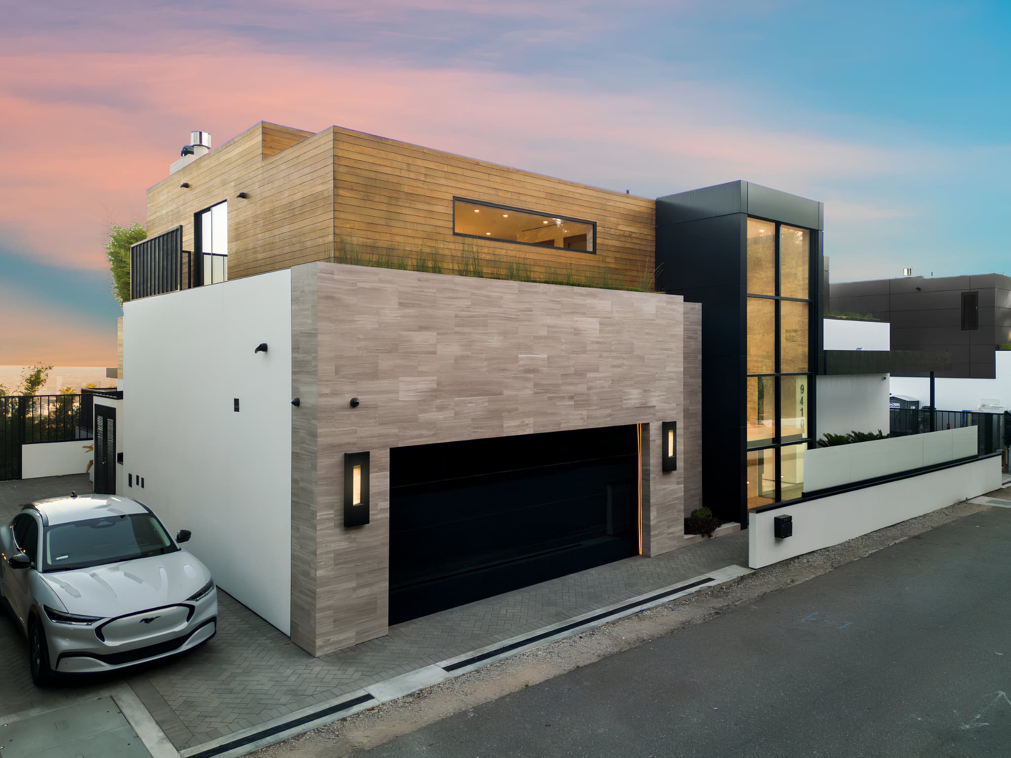 West Hollywood, Los Angeles — Luxury furnished apartment in West Hollywood, Los Angeles