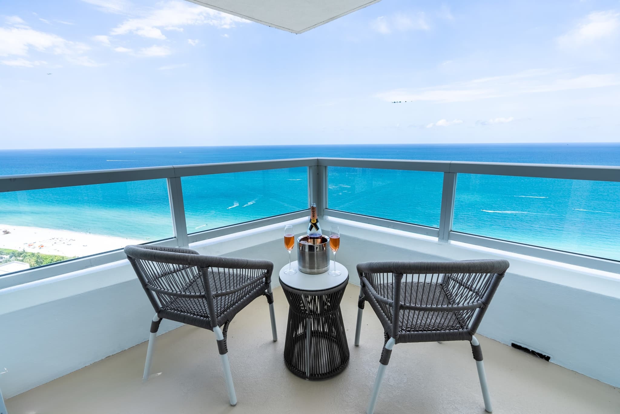 Miami Beach, Miami — Luxury furnished apartment in Miami Beach, Miami