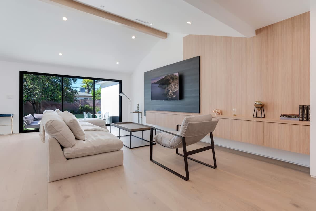 Encino, Los Angeles — Luxury furnished apartment in Encino, Los Angeles