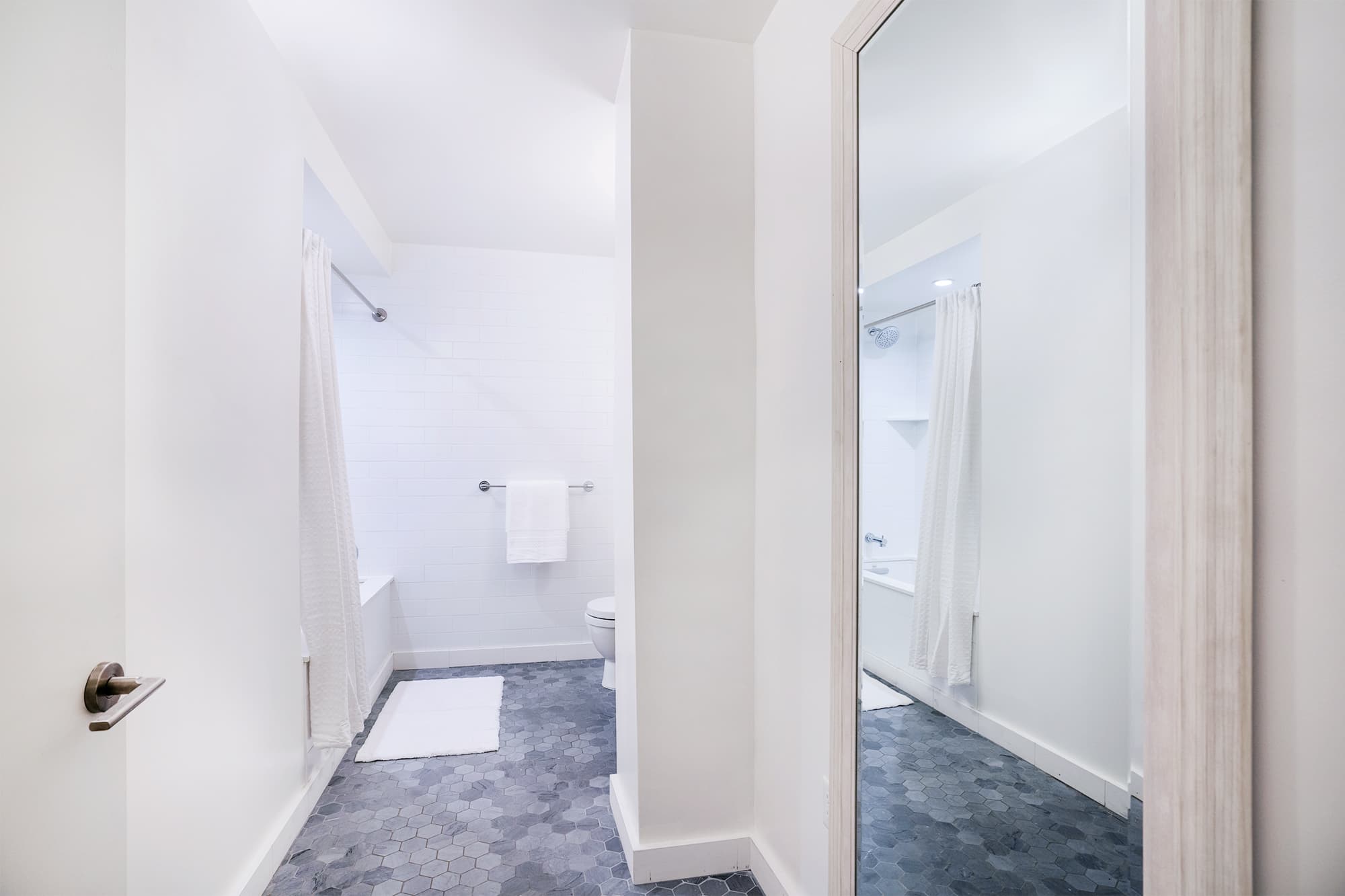 Sutton Place, Sutton Place — Luxury furnished apartment in Sutton Place, New York City