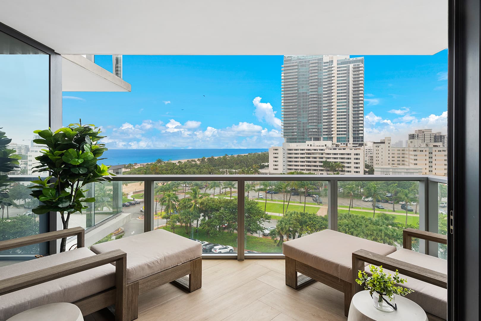 Miami Beach, Miami — Luxury furnished apartment in Miami Beach, Miami
