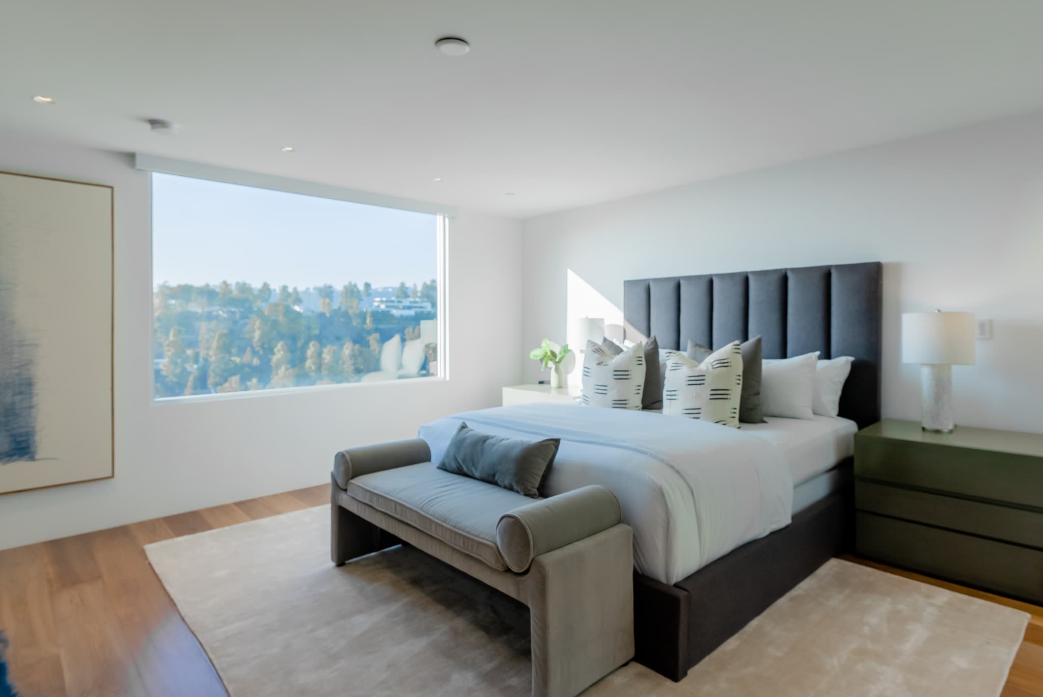 Beverly Crest, Los Angeles — Luxury furnished apartment in Beverly Crest, Los Angeles