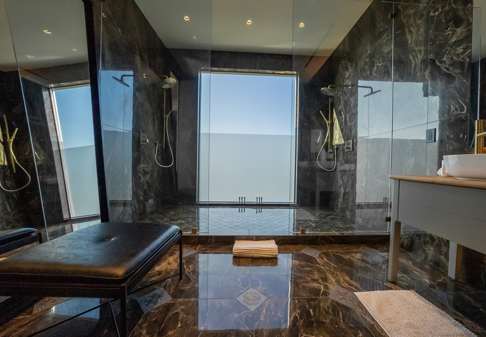 Beverly Crest, Los Angeles — Luxury furnished apartment in Beverly Crest, Los Angeles