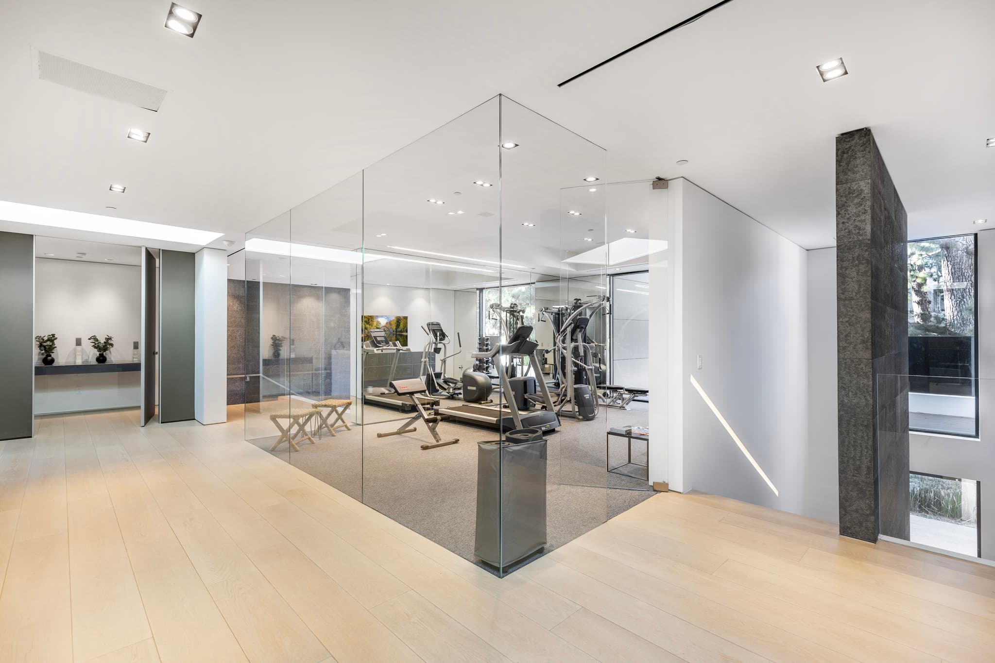 Beverly Crest, Los Angeles — Luxury furnished apartment in Beverly Crest, Los Angeles