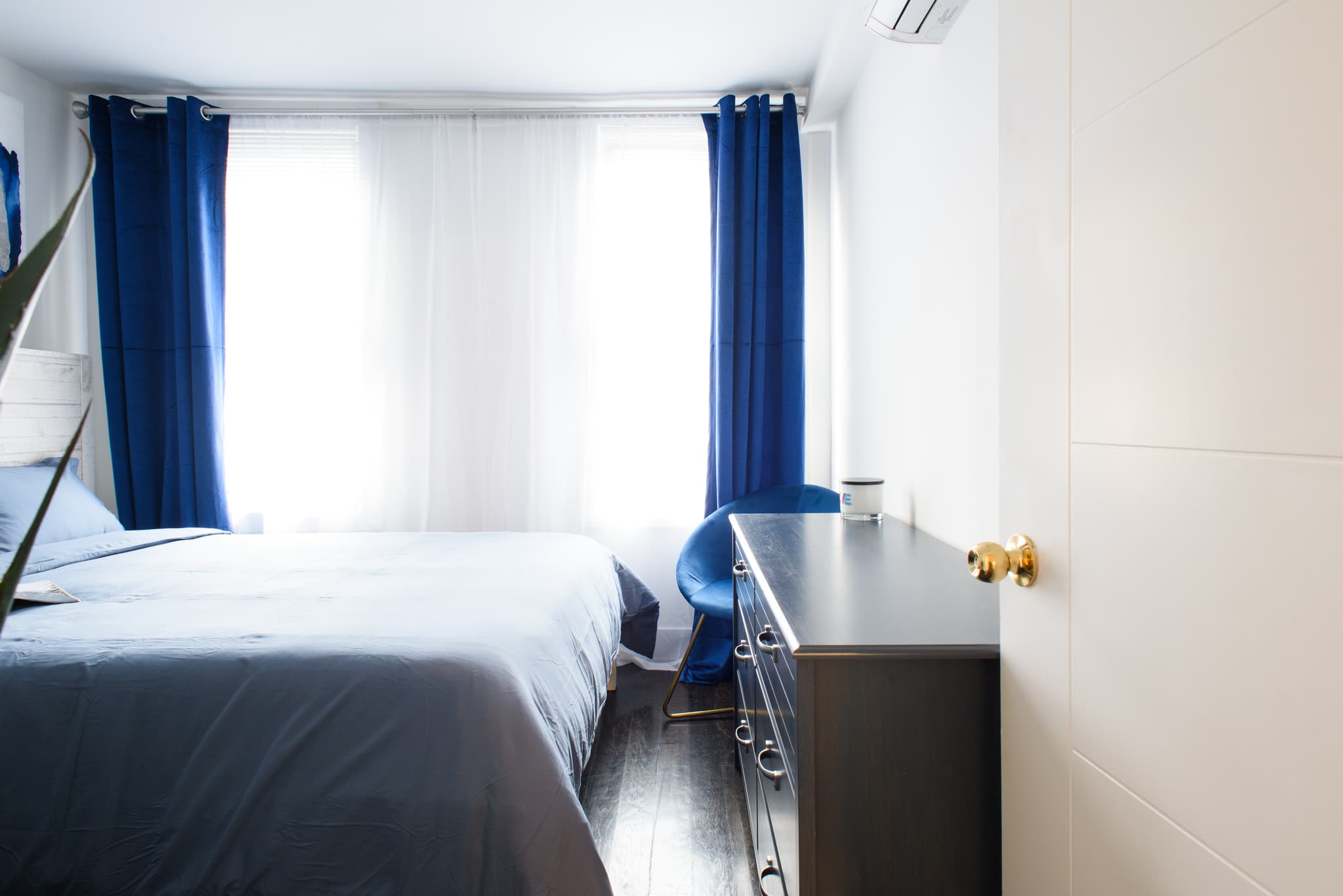 Times Square, Manhattan — Luxury furnished apartment in Times Square, New York City