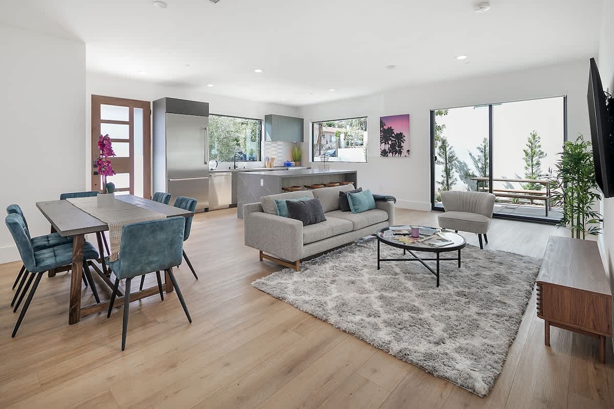 Fairfax & Melrose, Los Angeles — Luxury furnished apartment in Fairfax & Melrose, Los Angeles