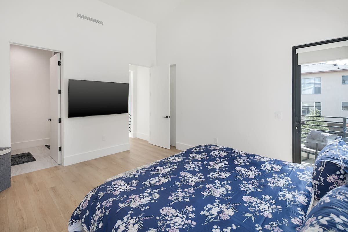 Fairfax & Melrose, Los Angeles — Luxury furnished apartment in Fairfax & Melrose, Los Angeles