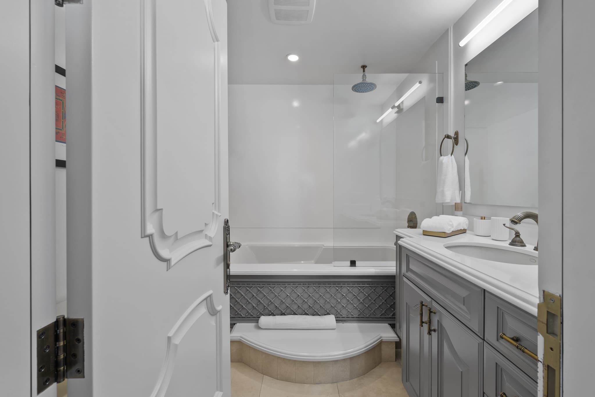 Laurel Canyon, Los Angeles — Luxury furnished apartment in Laurel Canyon, Los Angeles