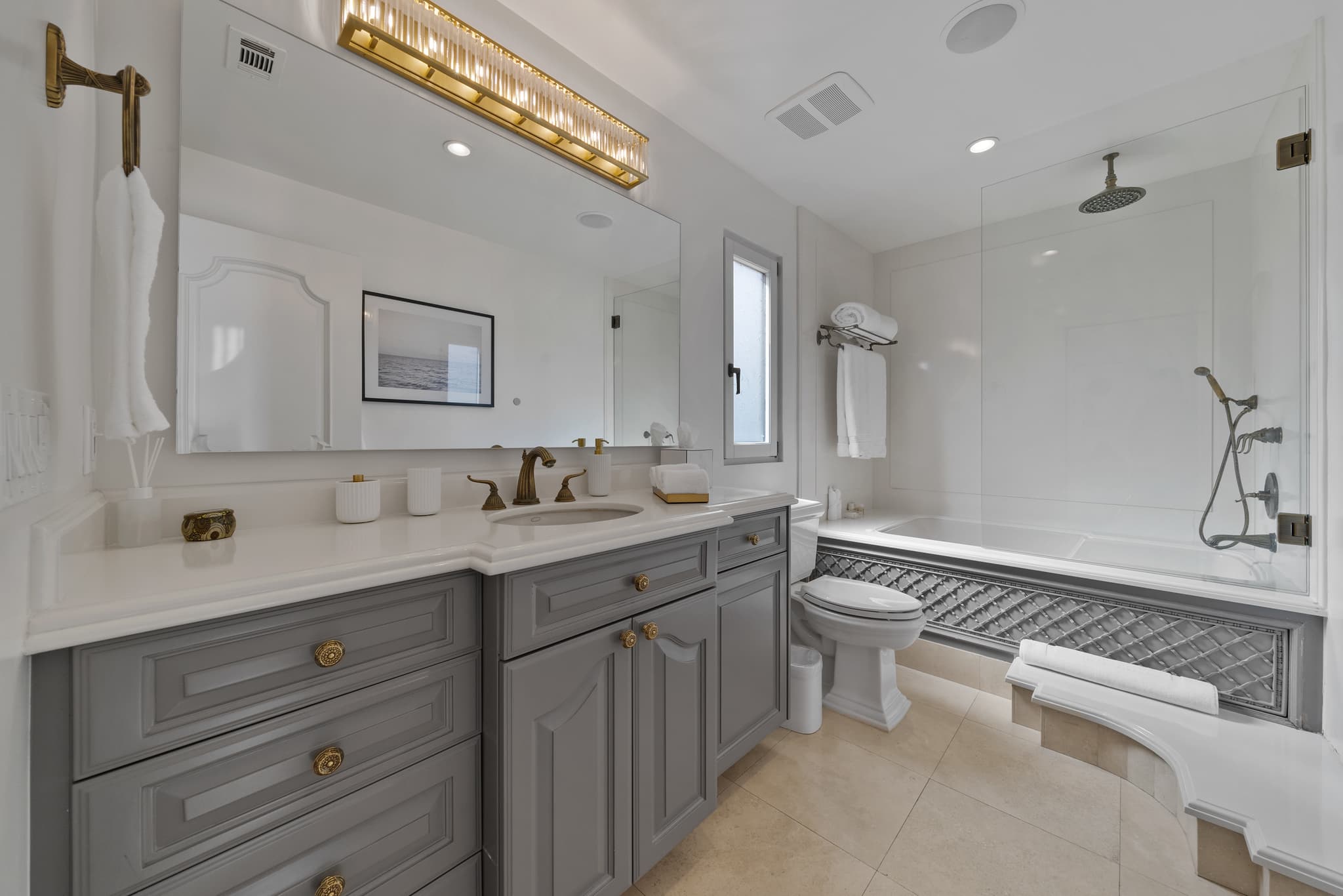 Laurel Canyon, Los Angeles — Luxury furnished apartment in Laurel Canyon, Los Angeles