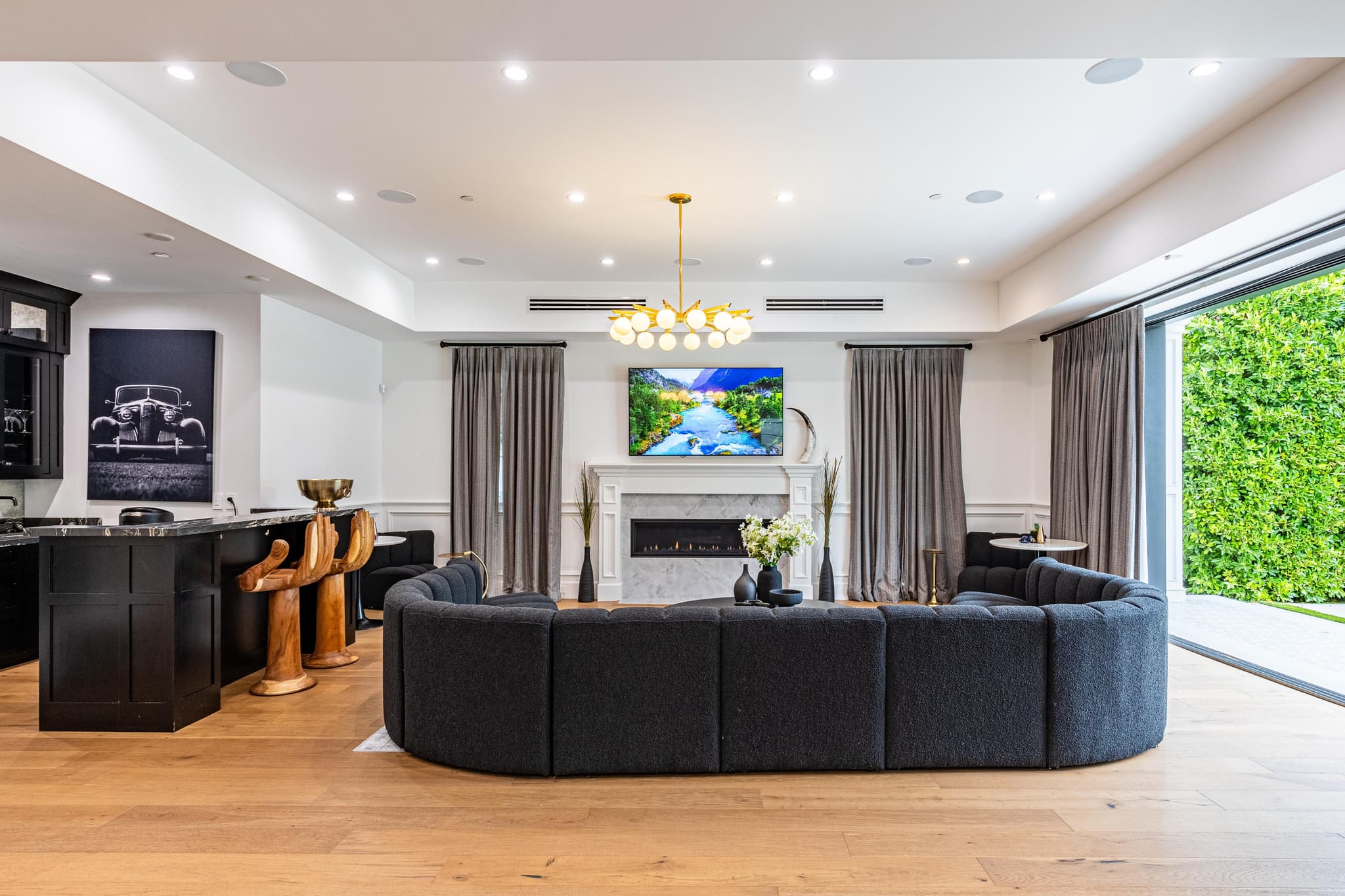 Encino, Los Angeles — Luxury furnished apartment in Encino, Los Angeles