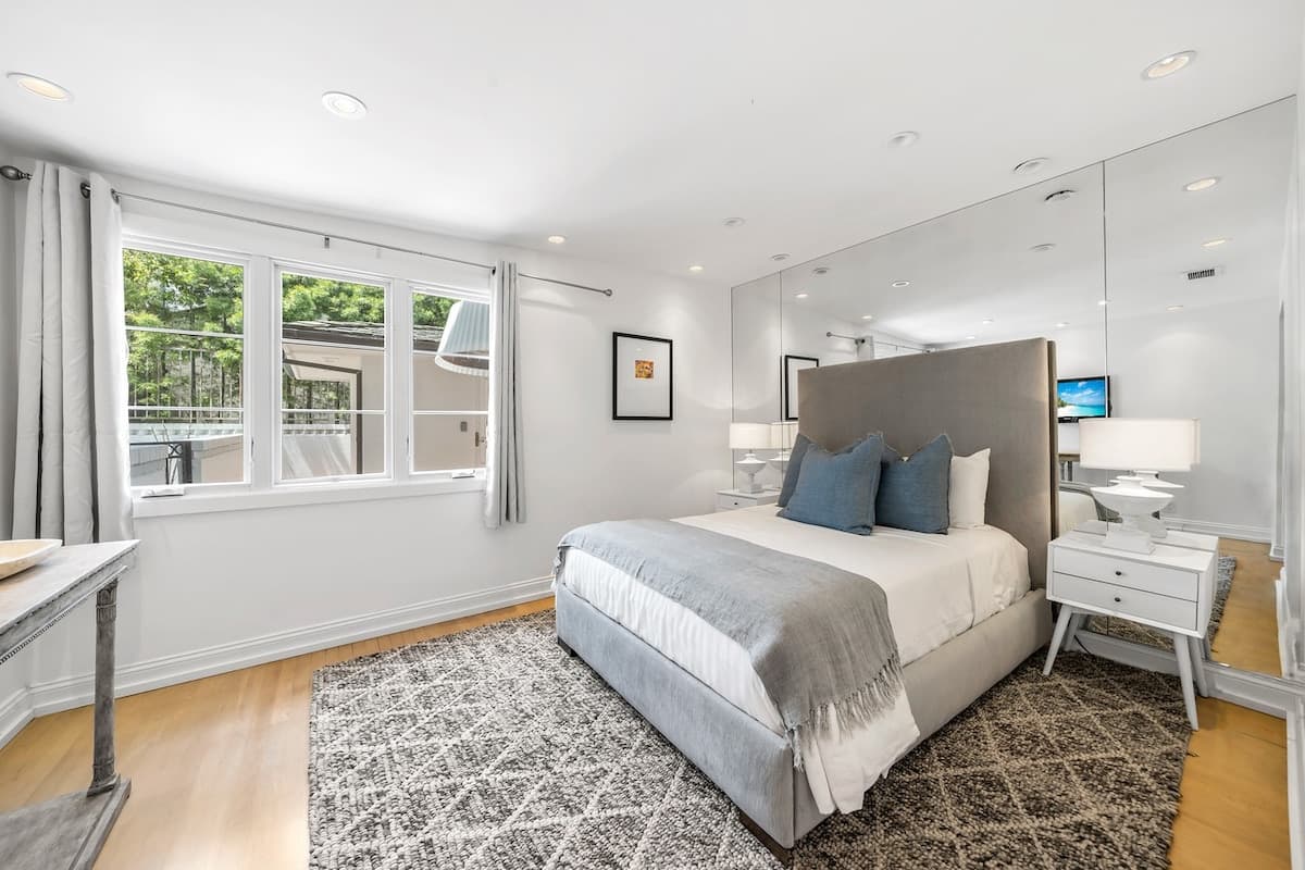 Beverly Hills, Los Angeles — Luxury furnished apartment in Beverly Hills, Los Angeles