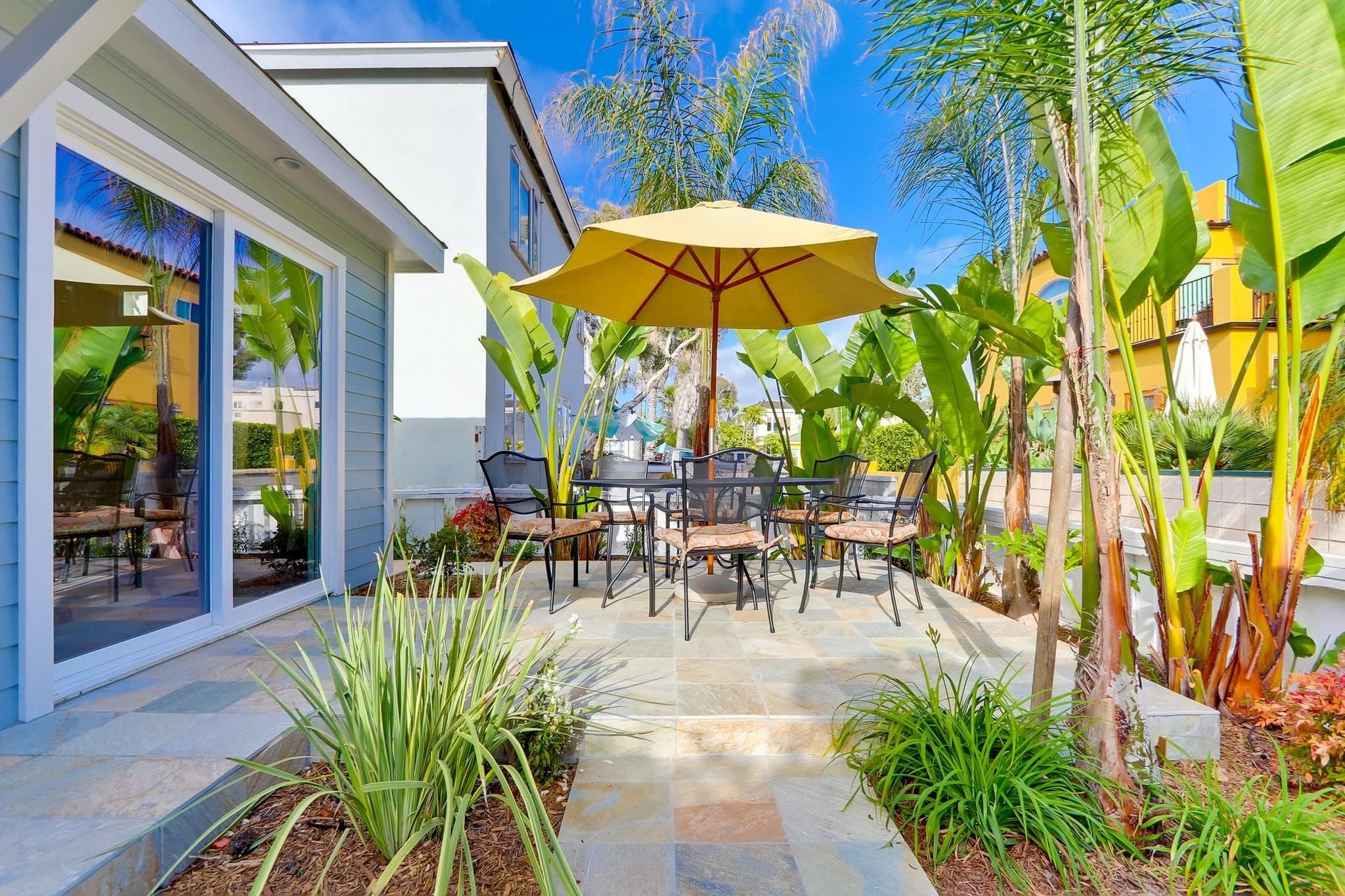 Ocean Beach, San Diego — Luxury furnished apartment in Ocean Beach, San Diego