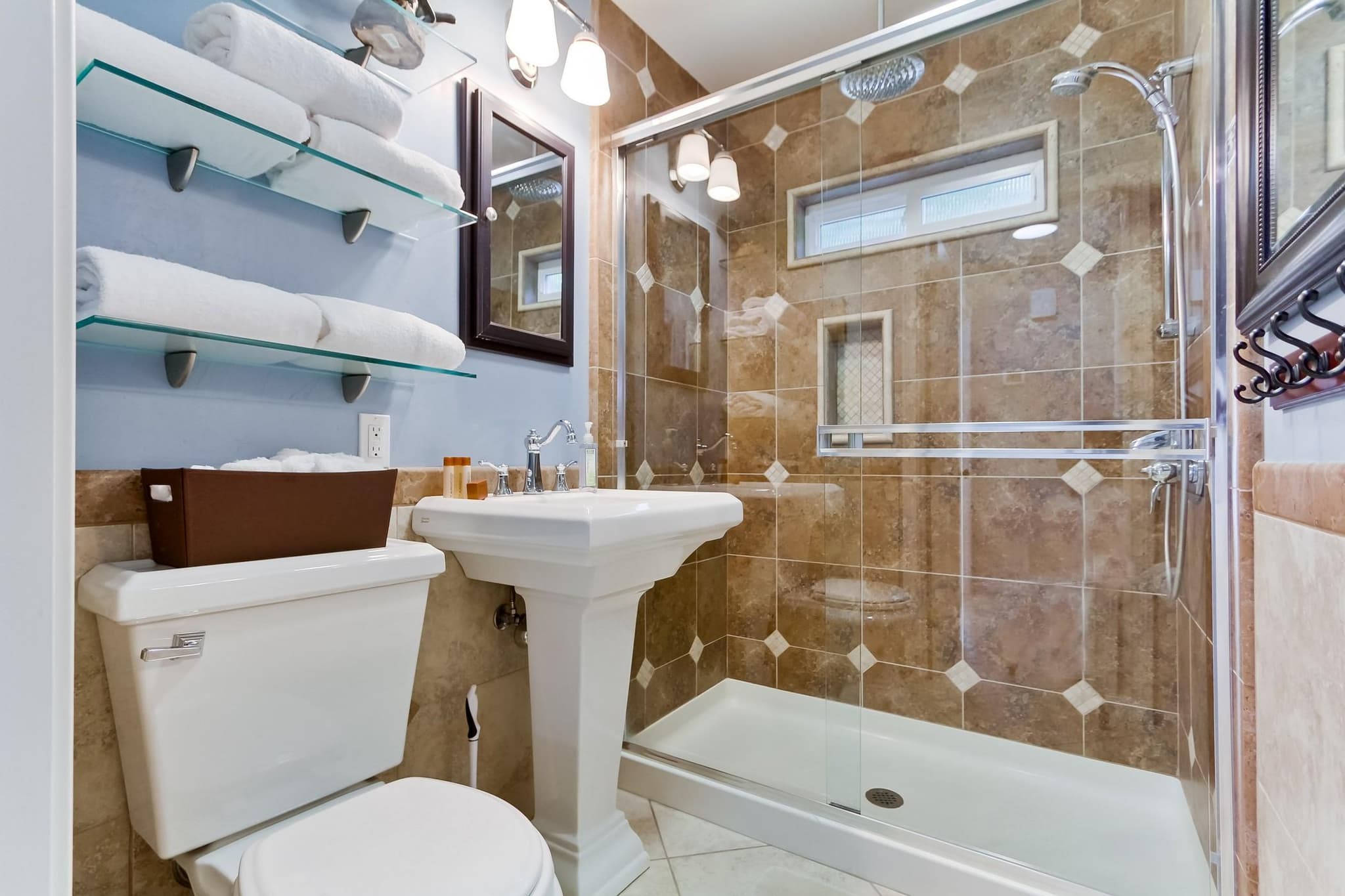 Ocean Beach, San Diego — Luxury furnished apartment in Ocean Beach, San Diego