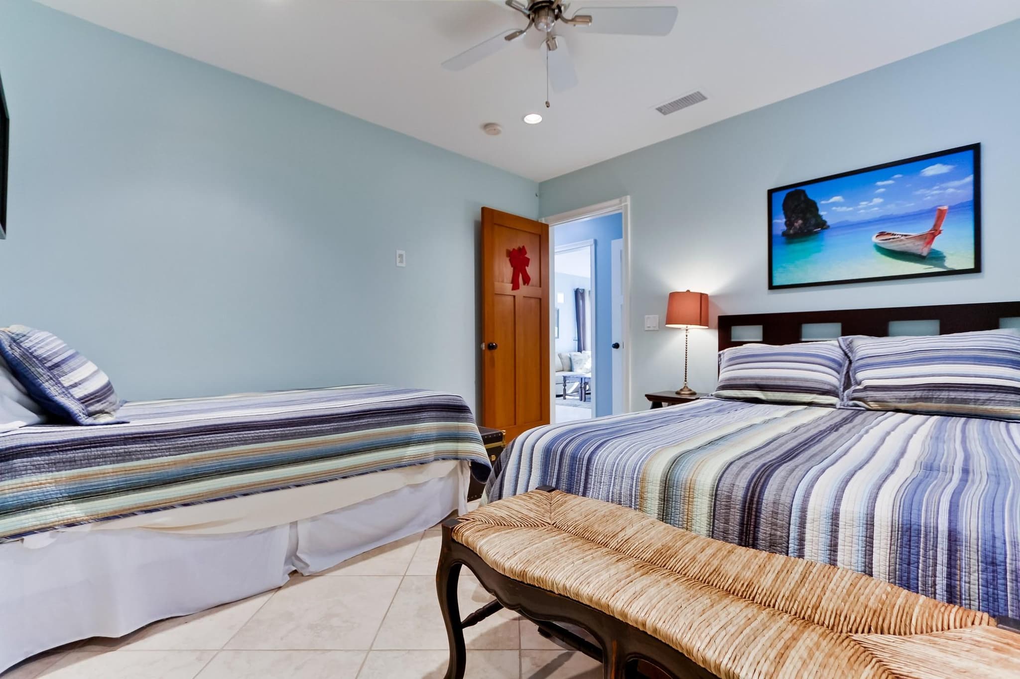 Ocean Beach, San Diego — Luxury furnished apartment in Ocean Beach, San Diego