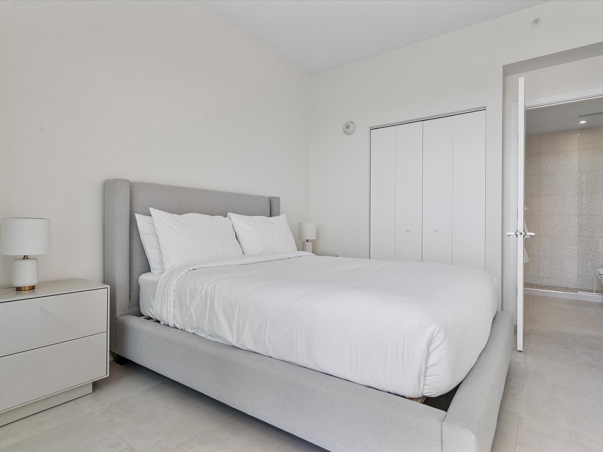 Miami, Miami — Luxury furnished apartment in Miami