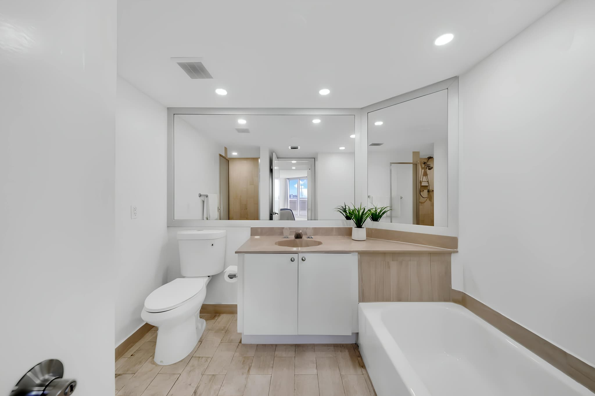 Downtown Miami, Miami — Luxury furnished apartment in Downtown Miami, Miami