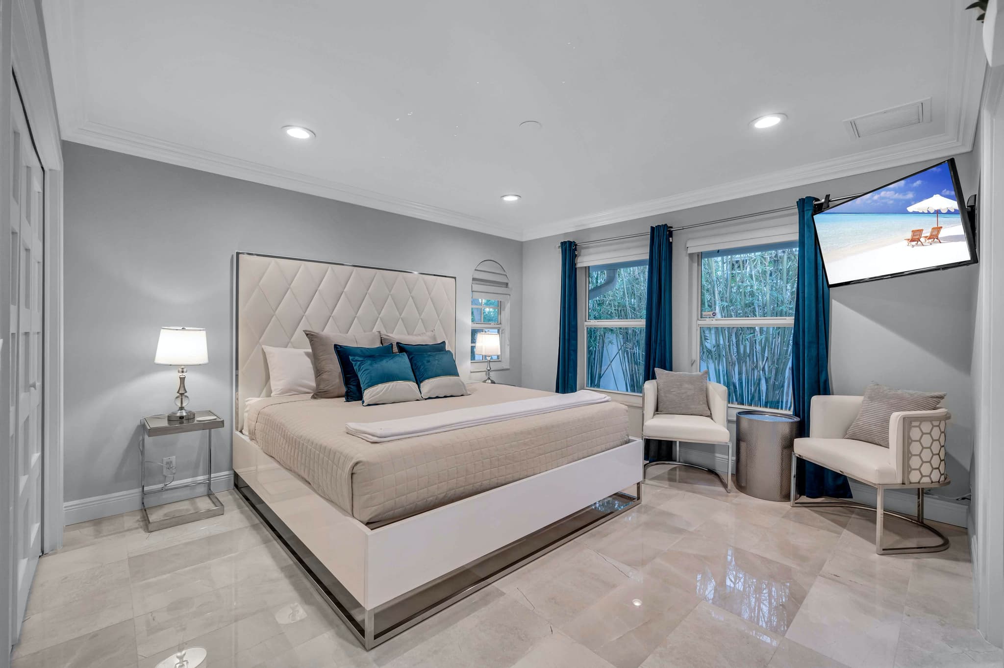 Las Olas Isles, Fort Lauderdale — Luxury furnished apartment in Las Olas Isles, Fort Lauderdale