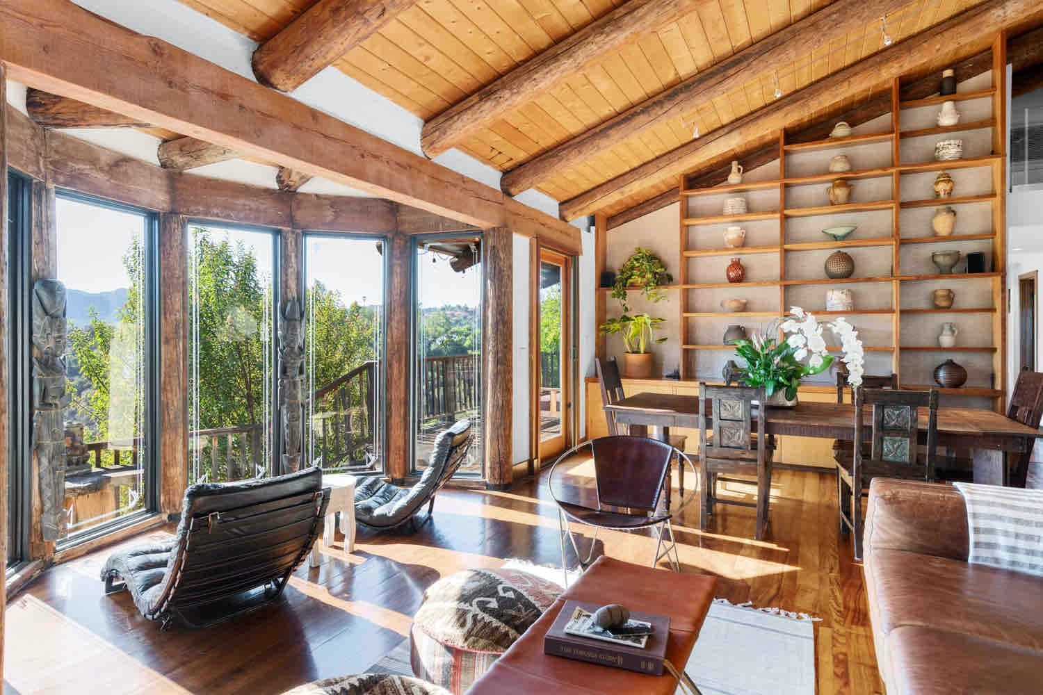 Topanga, Los Angeles — Luxury furnished apartment in Topanga, Los Angeles