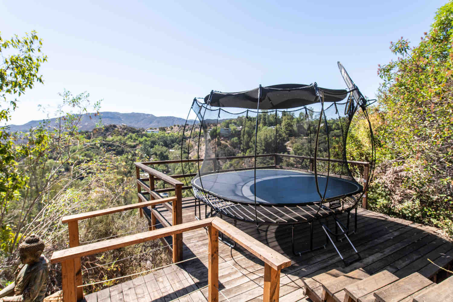 Topanga, Los Angeles — Luxury furnished apartment in Topanga, Los Angeles