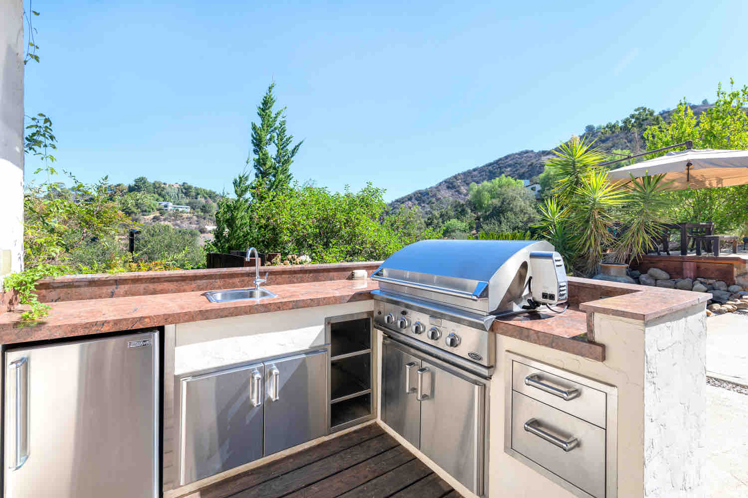 Topanga, Los Angeles — Luxury furnished apartment in Topanga, Los Angeles