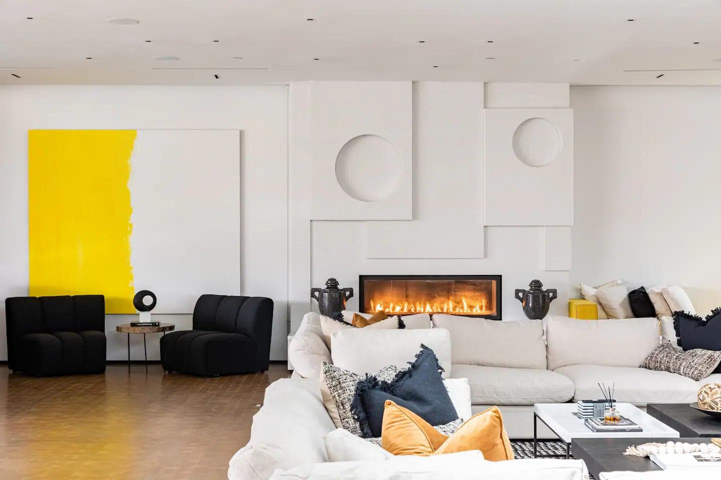 Beverly Hills, Los Angeles — Luxury furnished apartment in Beverly Hills, Los Angeles