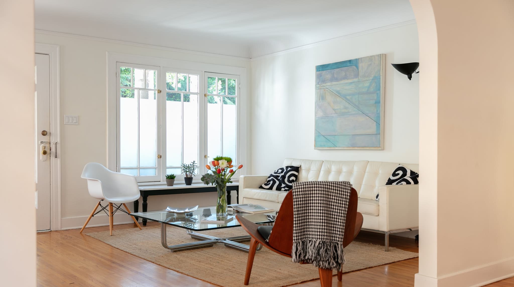 Fairfax & Melrose, Los Angeles — Luxury furnished apartment in Fairfax & Melrose, Los Angeles