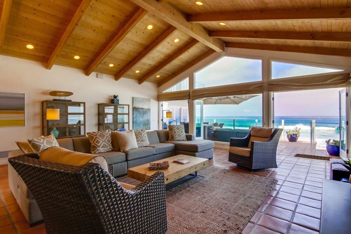 La Jolla, San Diego — Luxury furnished apartment in La Jolla, San Diego