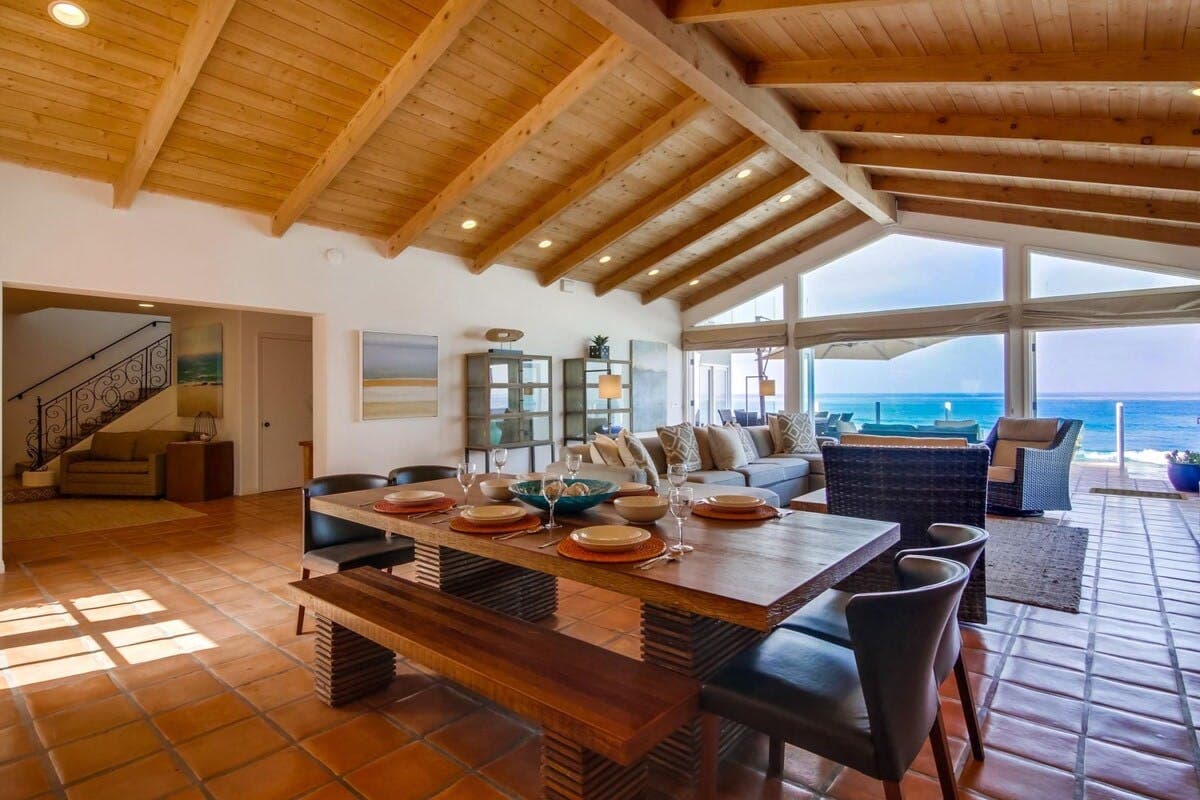 La Jolla, San Diego — Luxury furnished apartment in La Jolla, San Diego