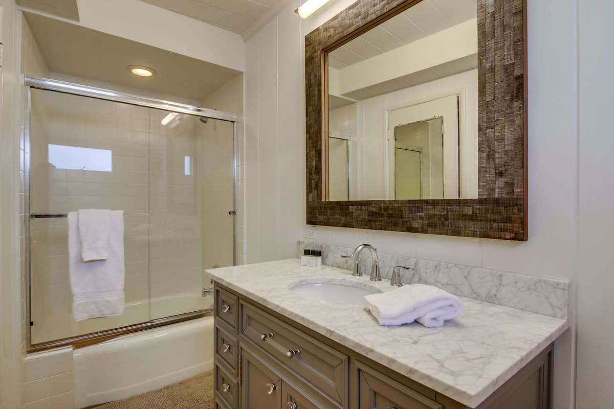 La Jolla, San Diego — Luxury furnished apartment in La Jolla, San Diego