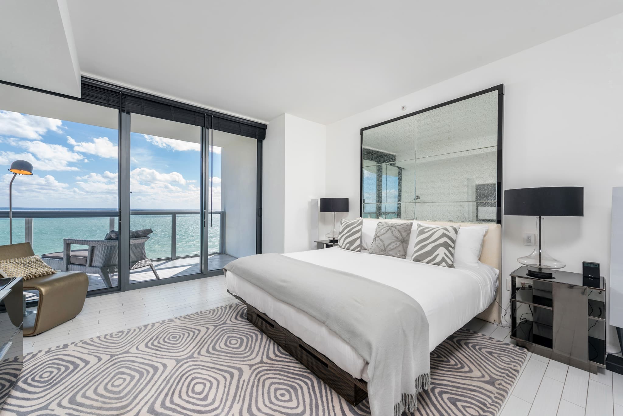 Miami Beach, Miami — Luxury furnished apartment in Miami Beach, Miami