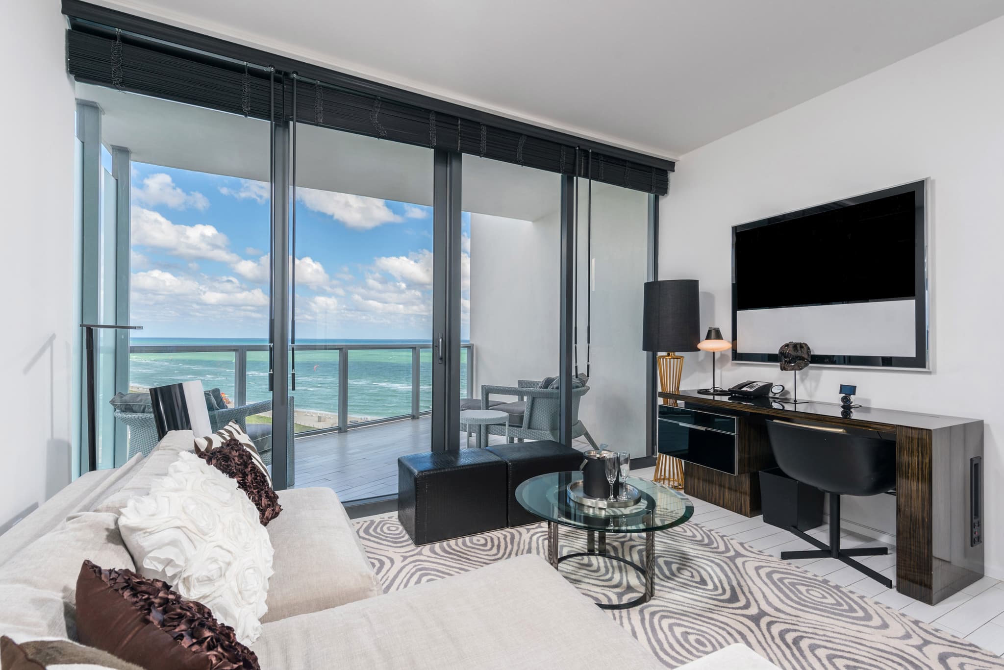 Miami Beach, Miami — Luxury furnished apartment in Miami Beach, Miami