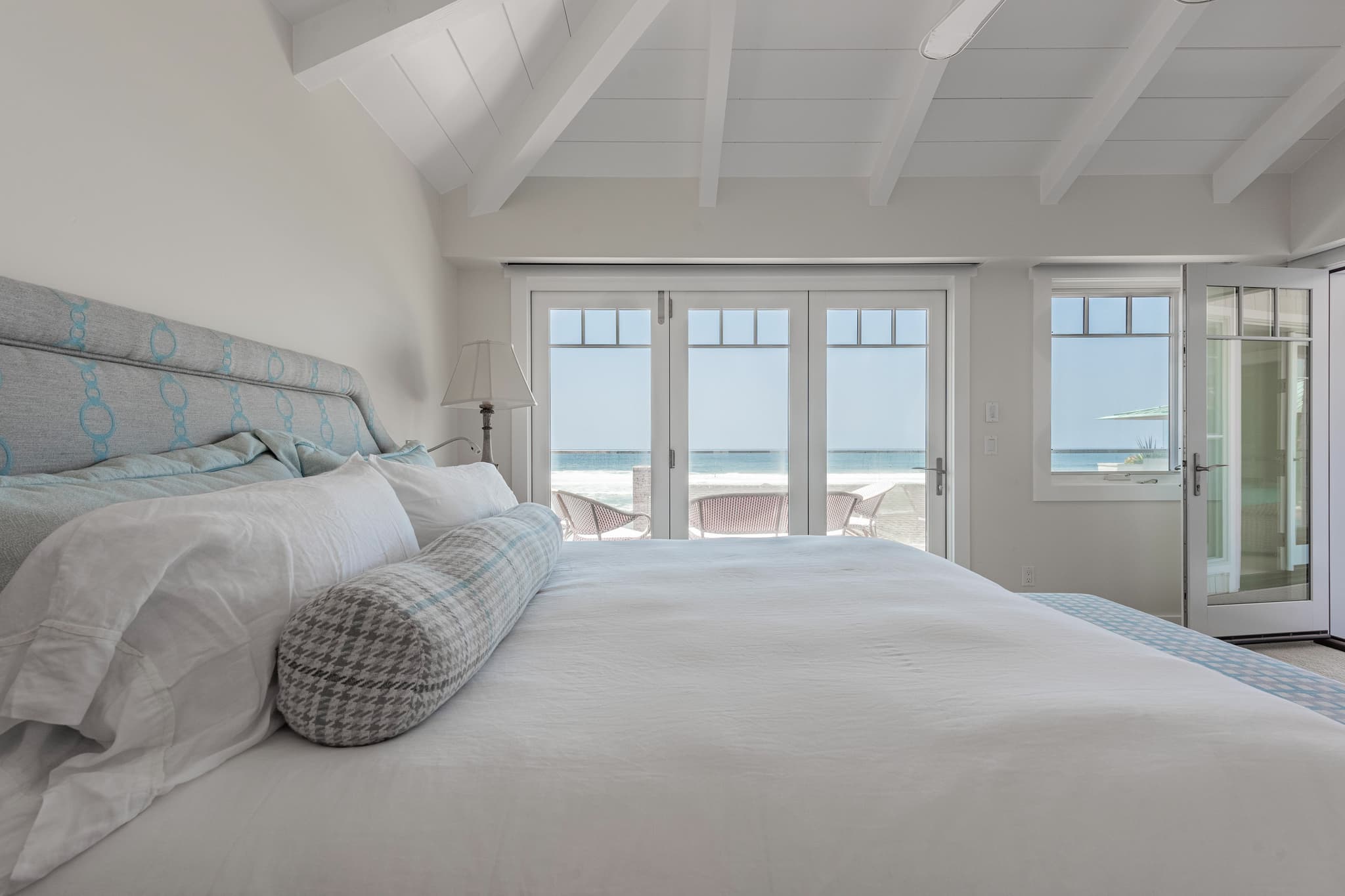 La Jolla, San Diego — Luxury furnished apartment in La Jolla, San Diego