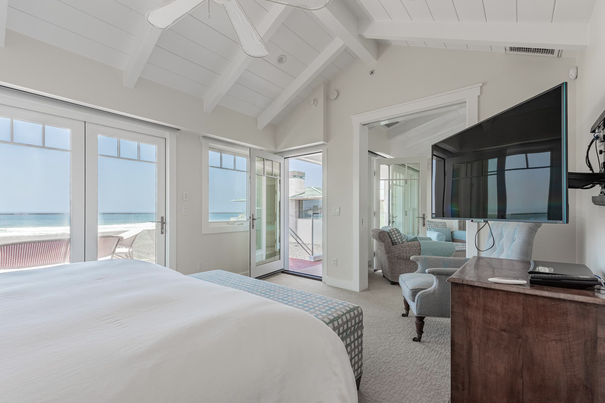 La Jolla, San Diego — Luxury furnished apartment in La Jolla, San Diego