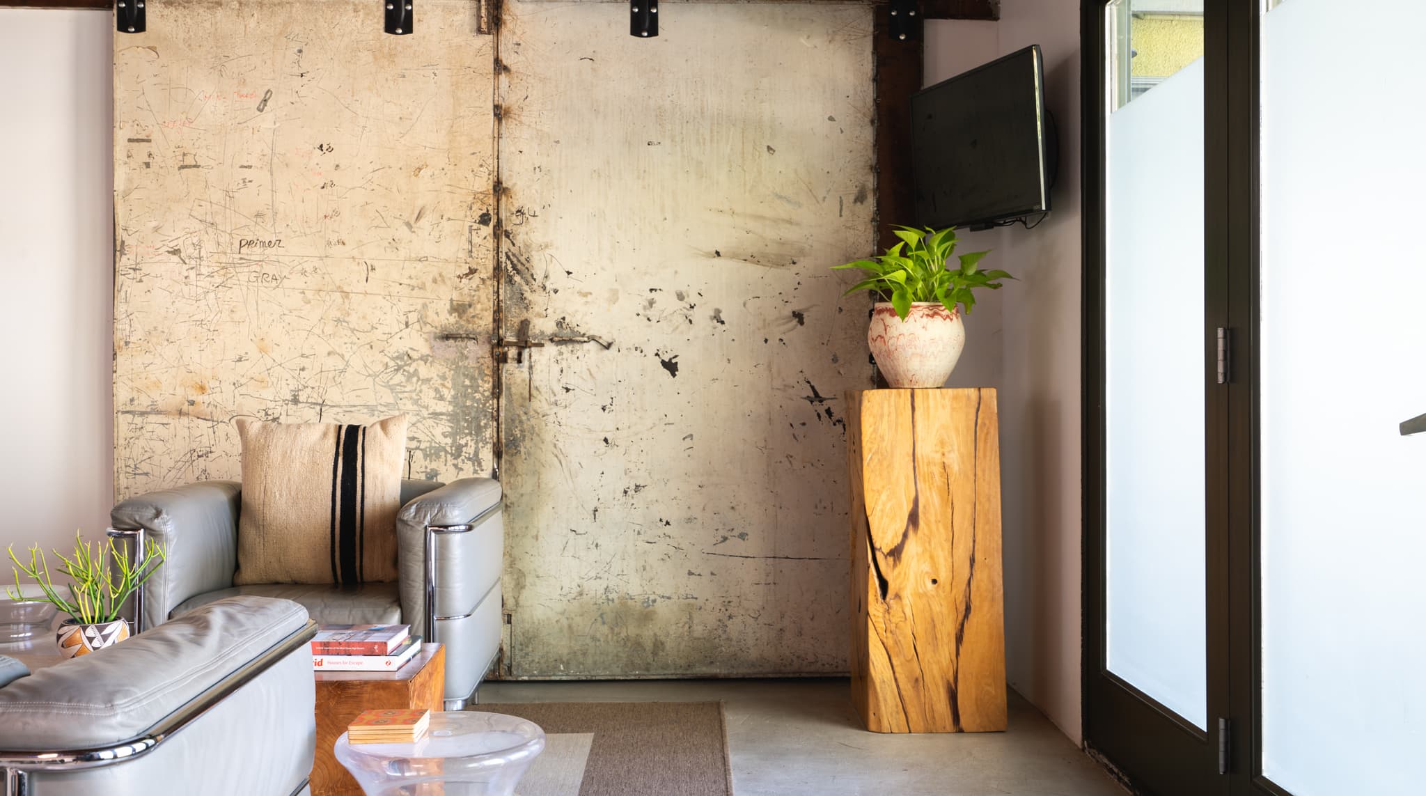 Highland Park, Los Angeles — Luxury furnished apartment in Highland Park, Los Angeles