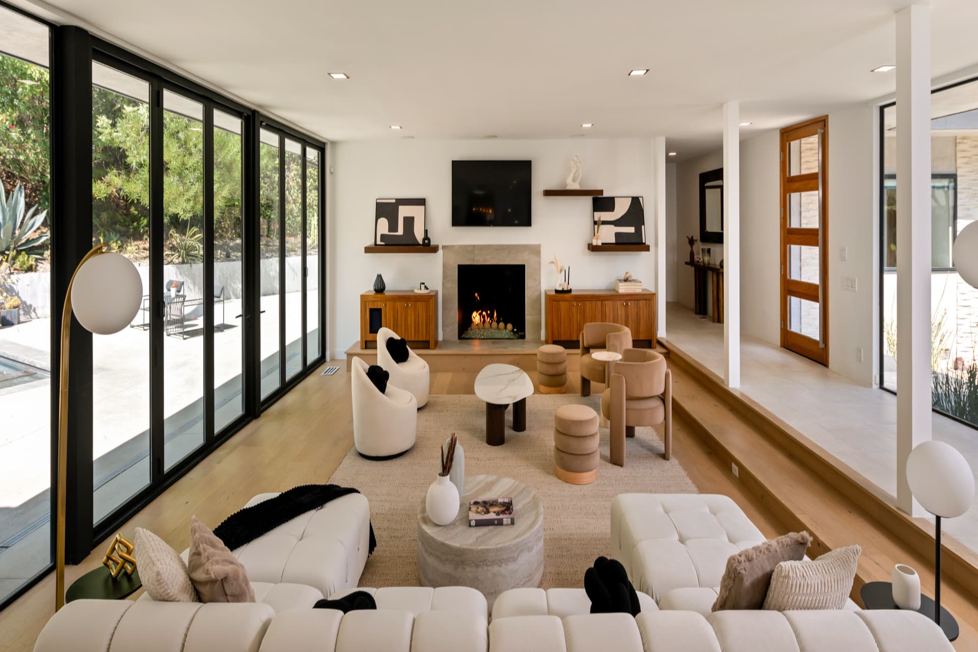 Beverly Hills, Los Angeles — Luxury furnished apartment in Beverly Hills, Los Angeles