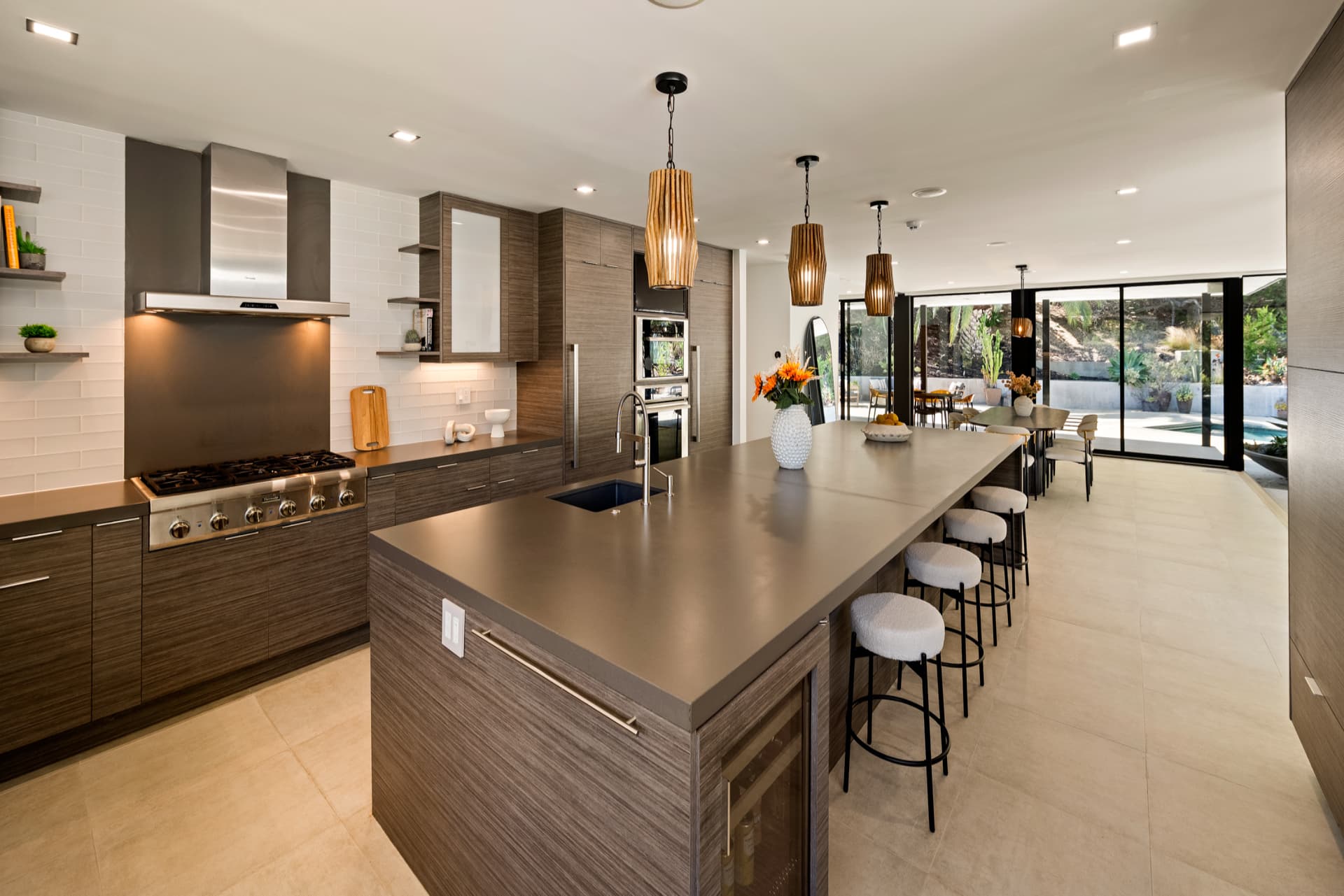 Beverly Hills, Los Angeles — Luxury furnished apartment in Beverly Hills, Los Angeles