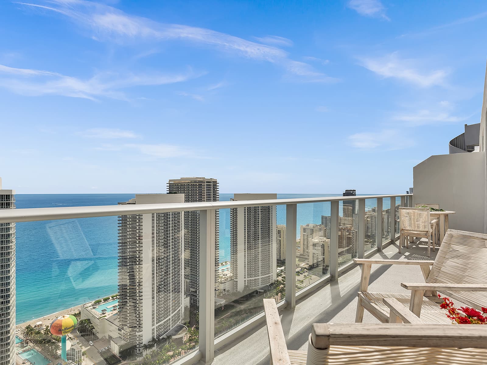 Hollywood, Fort Lauderdale — Luxury furnished apartment in Hollywood, Fort Lauderdale