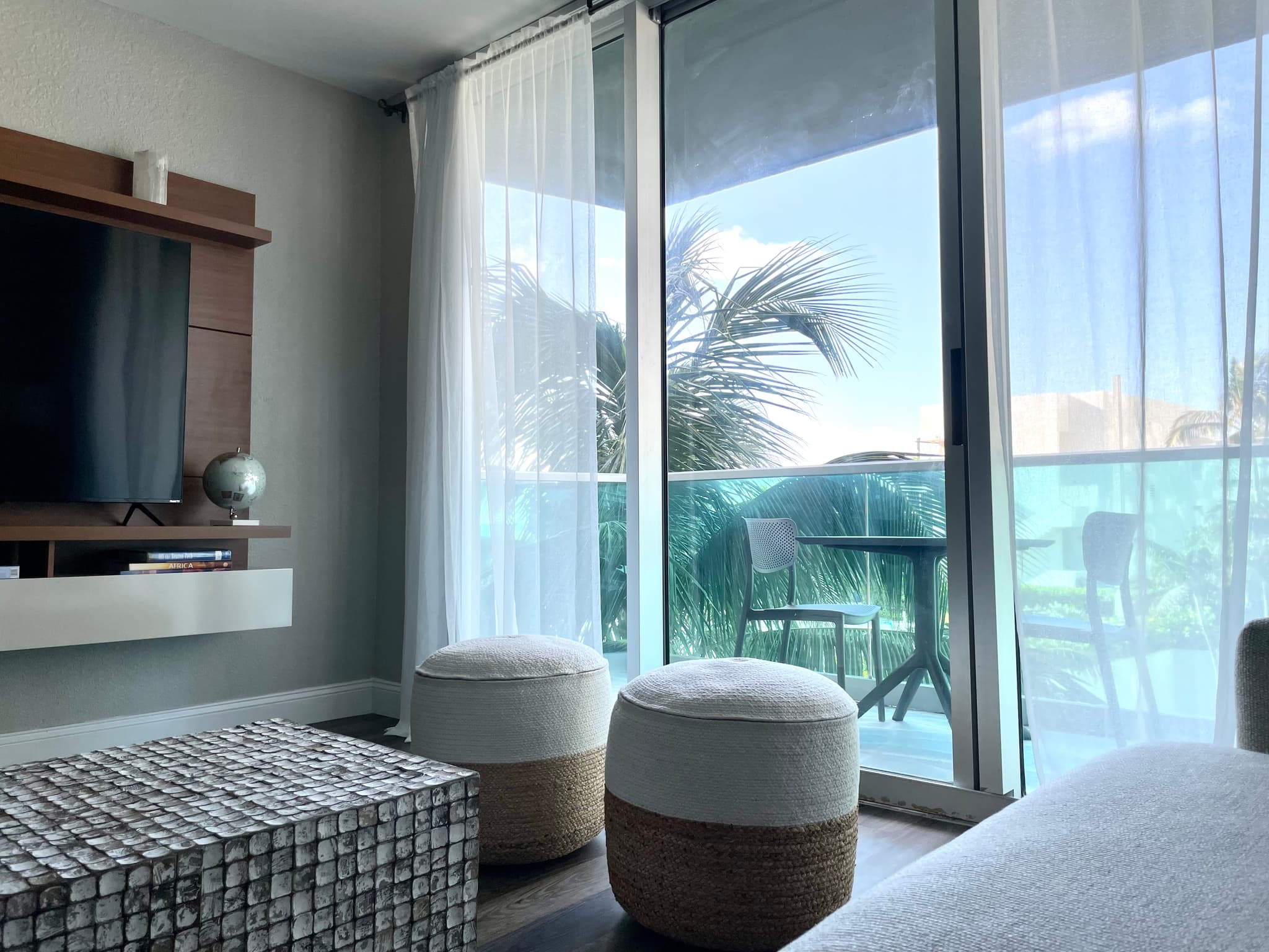 Hollywood, Fort Lauderdale — Luxury furnished apartment in Hollywood, Fort Lauderdale