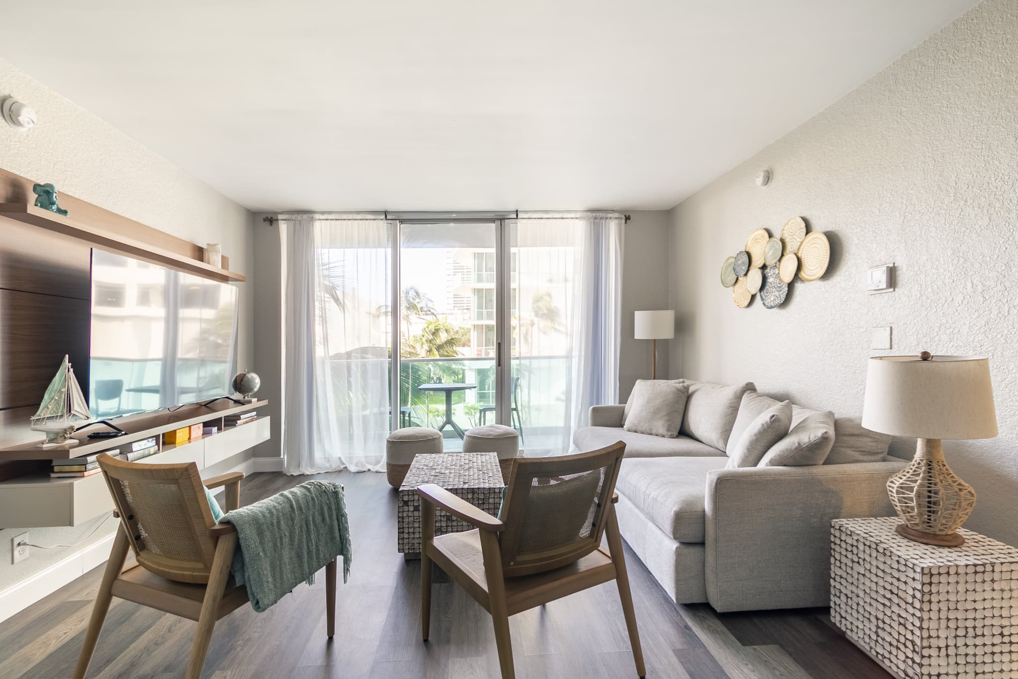 Hollywood, Fort Lauderdale — Luxury furnished apartment in Hollywood, Fort Lauderdale