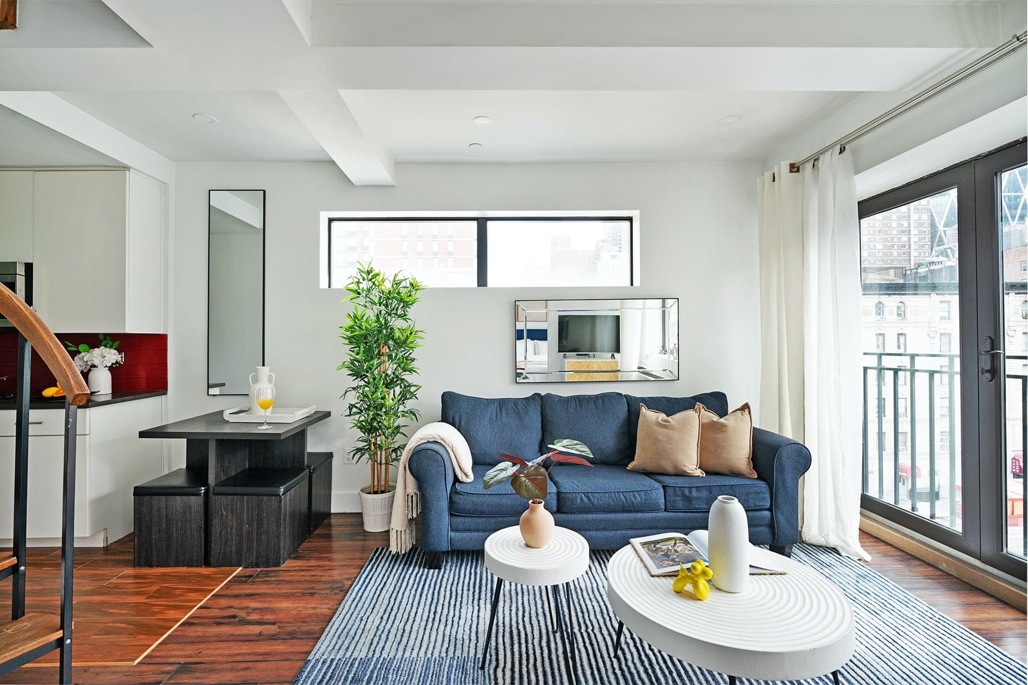 Hell's Kitchen, Hell's Kitchen — Luxury furnished apartment in Hell's Kitchen, New York City