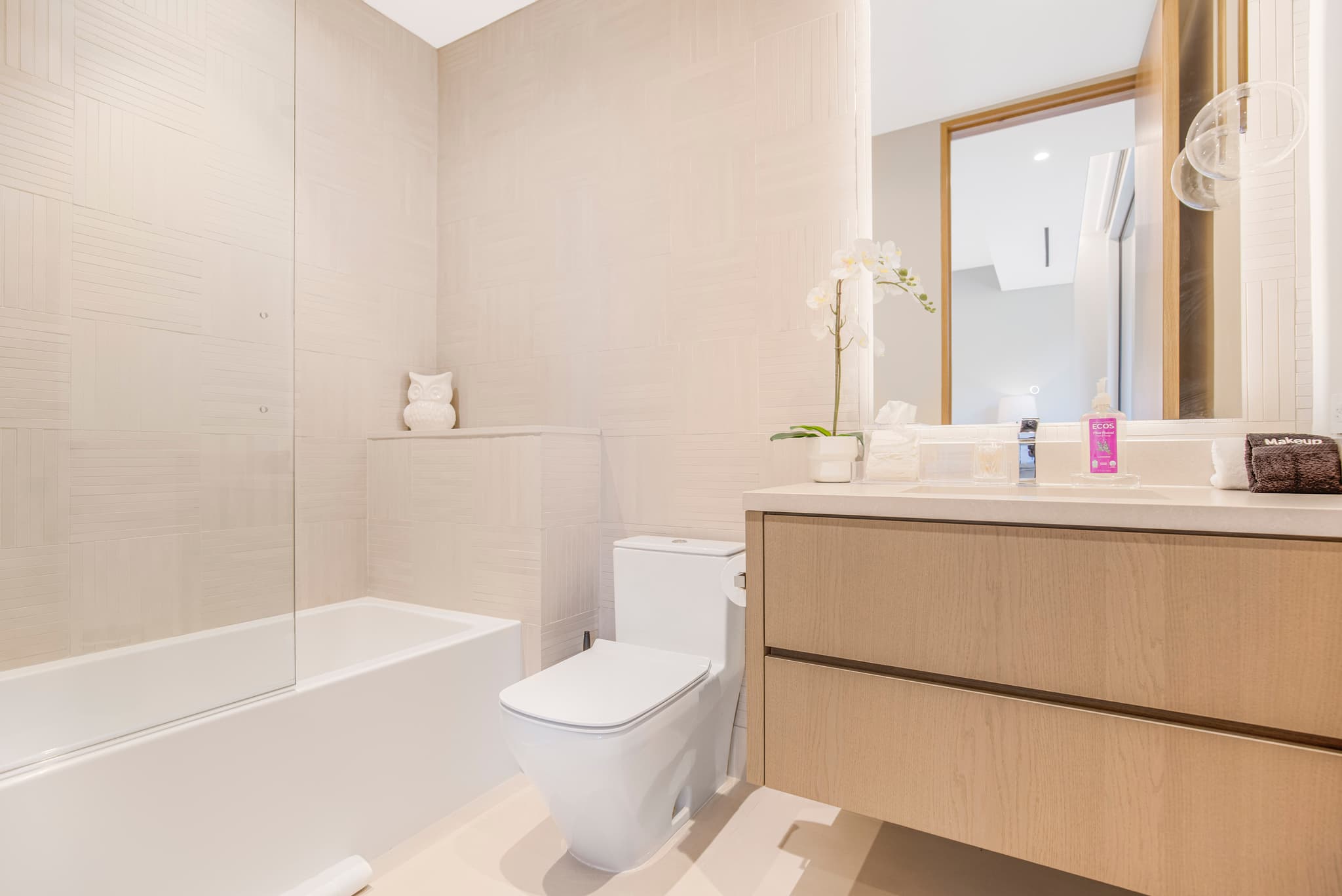 Beverly Crest, Los Angeles — Luxury furnished apartment in Beverly Crest, Los Angeles