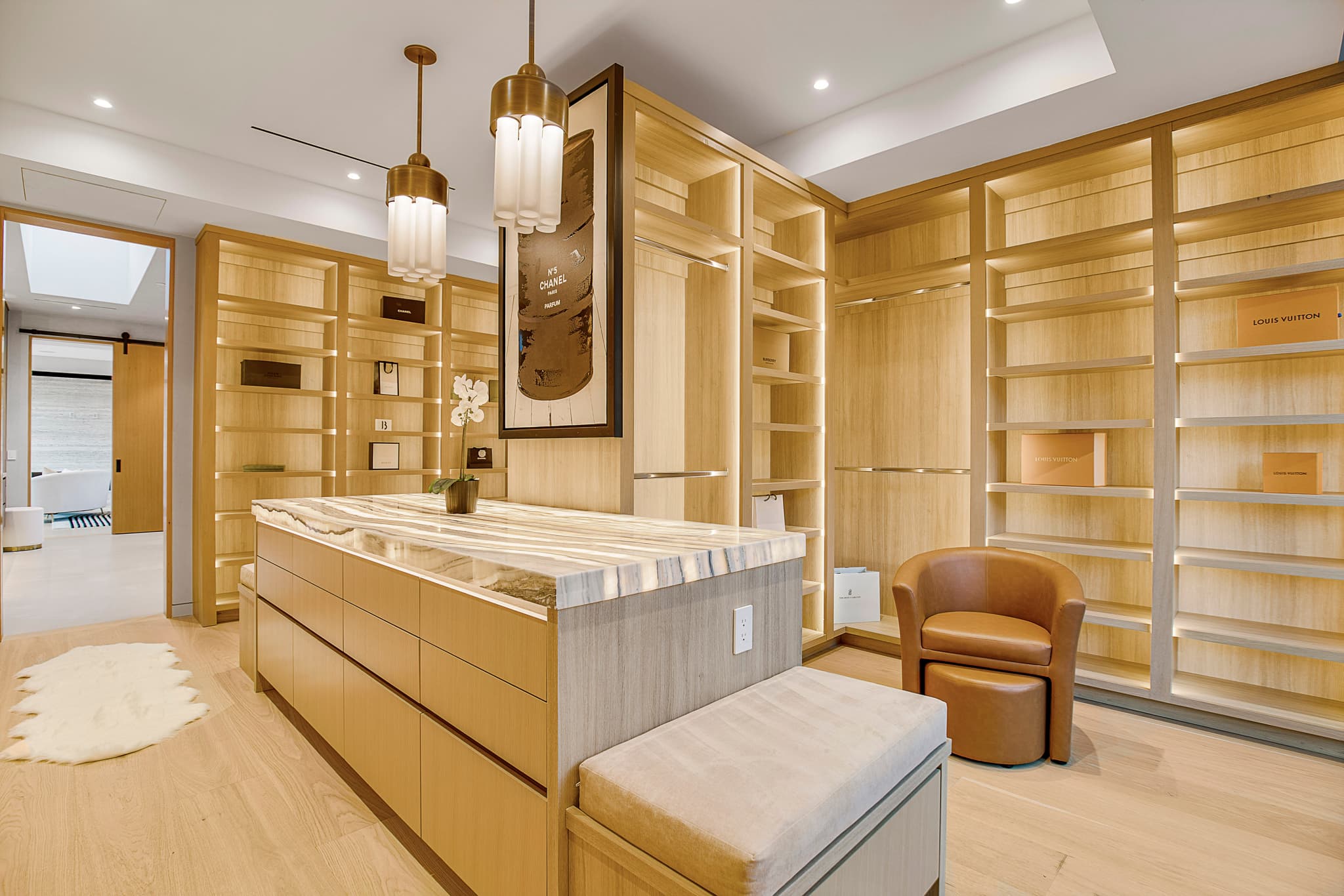 Beverly Crest, Los Angeles — Luxury furnished apartment in Beverly Crest, Los Angeles