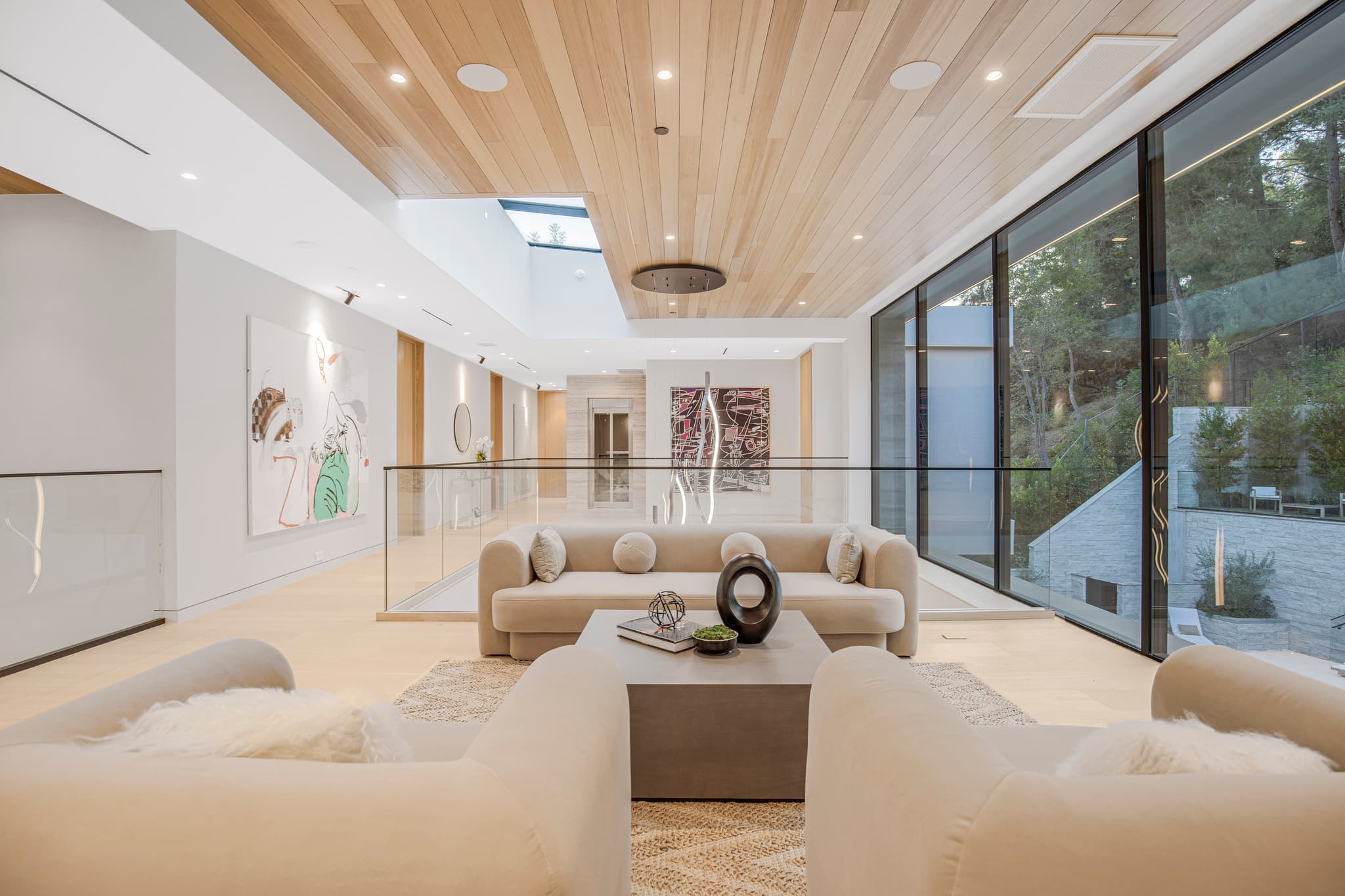 Beverly Crest, Los Angeles — Luxury furnished apartment in Beverly Crest, Los Angeles