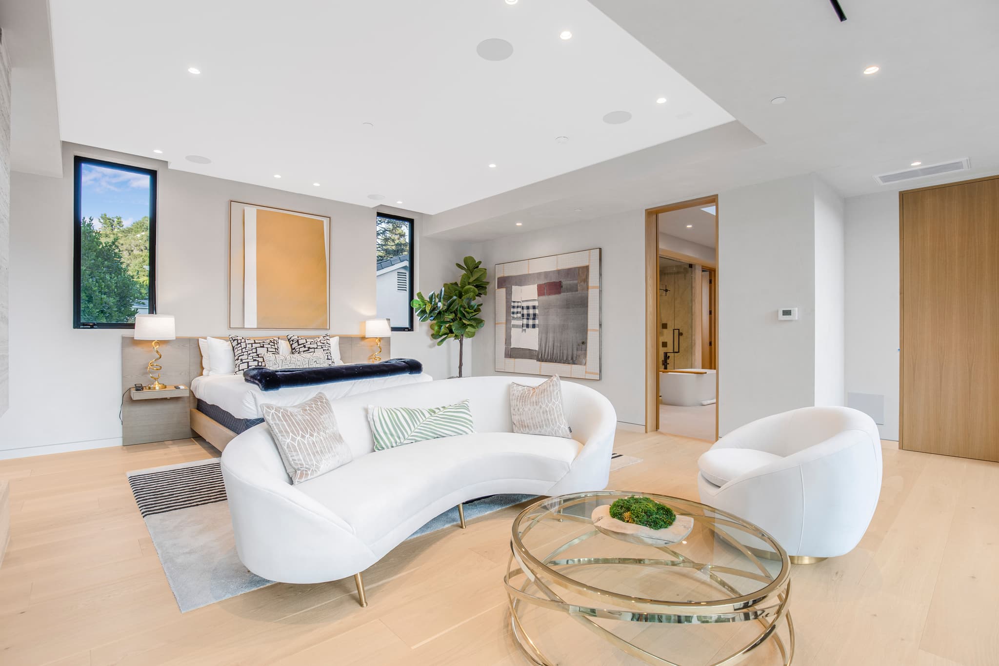 Beverly Crest, Los Angeles — Luxury furnished apartment in Beverly Crest, Los Angeles