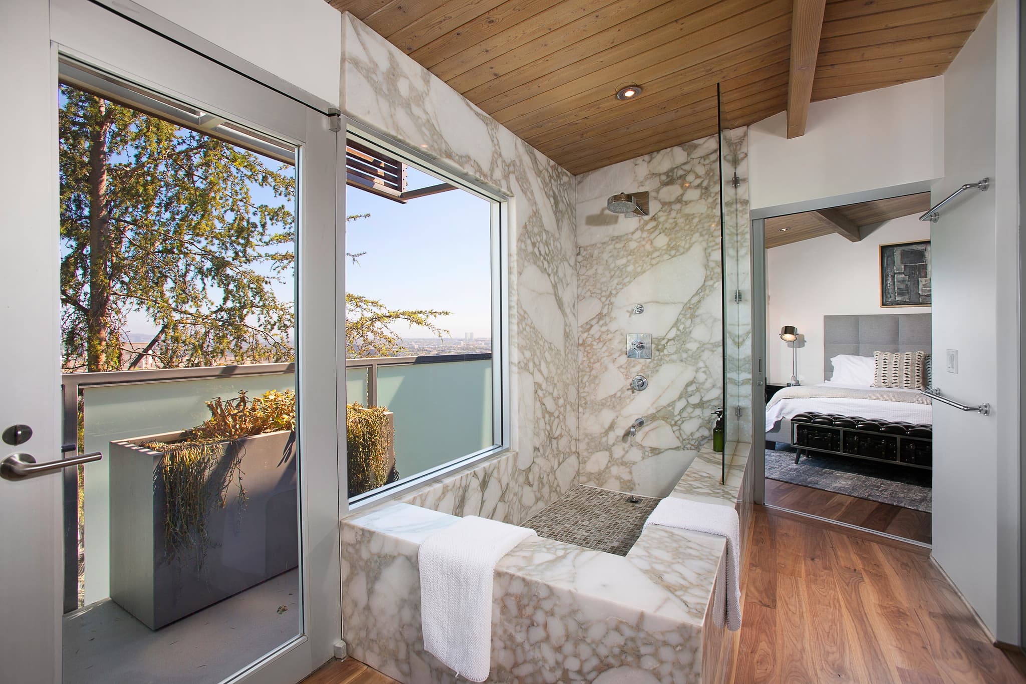 West Hollywood, Los Angeles — Luxury furnished apartment in West Hollywood, Los Angeles