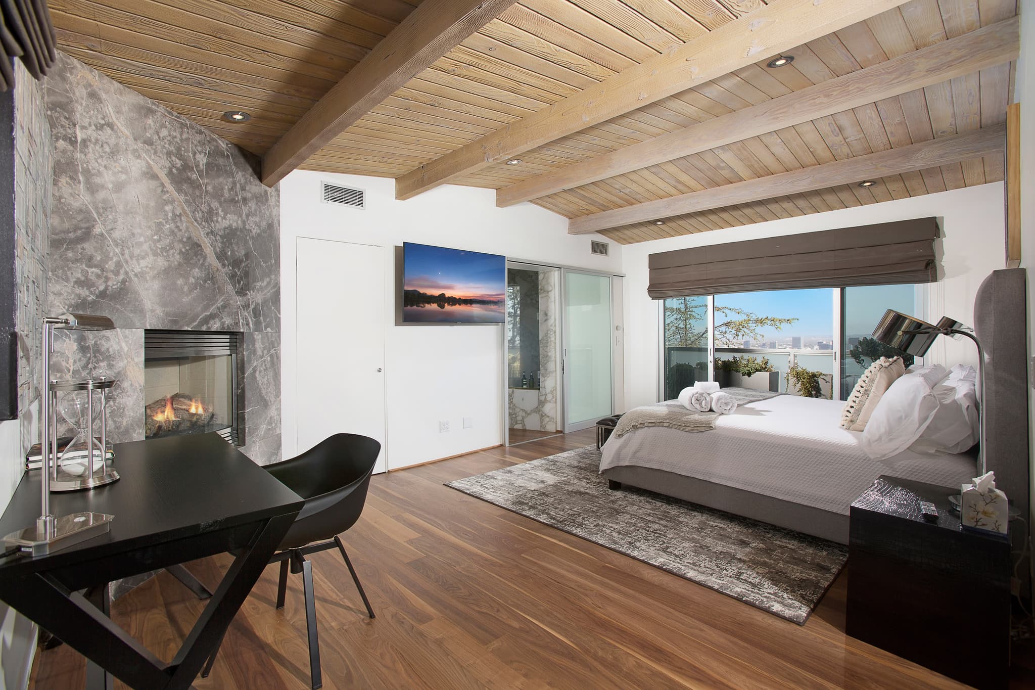 West Hollywood, Los Angeles — Luxury furnished apartment in West Hollywood, Los Angeles