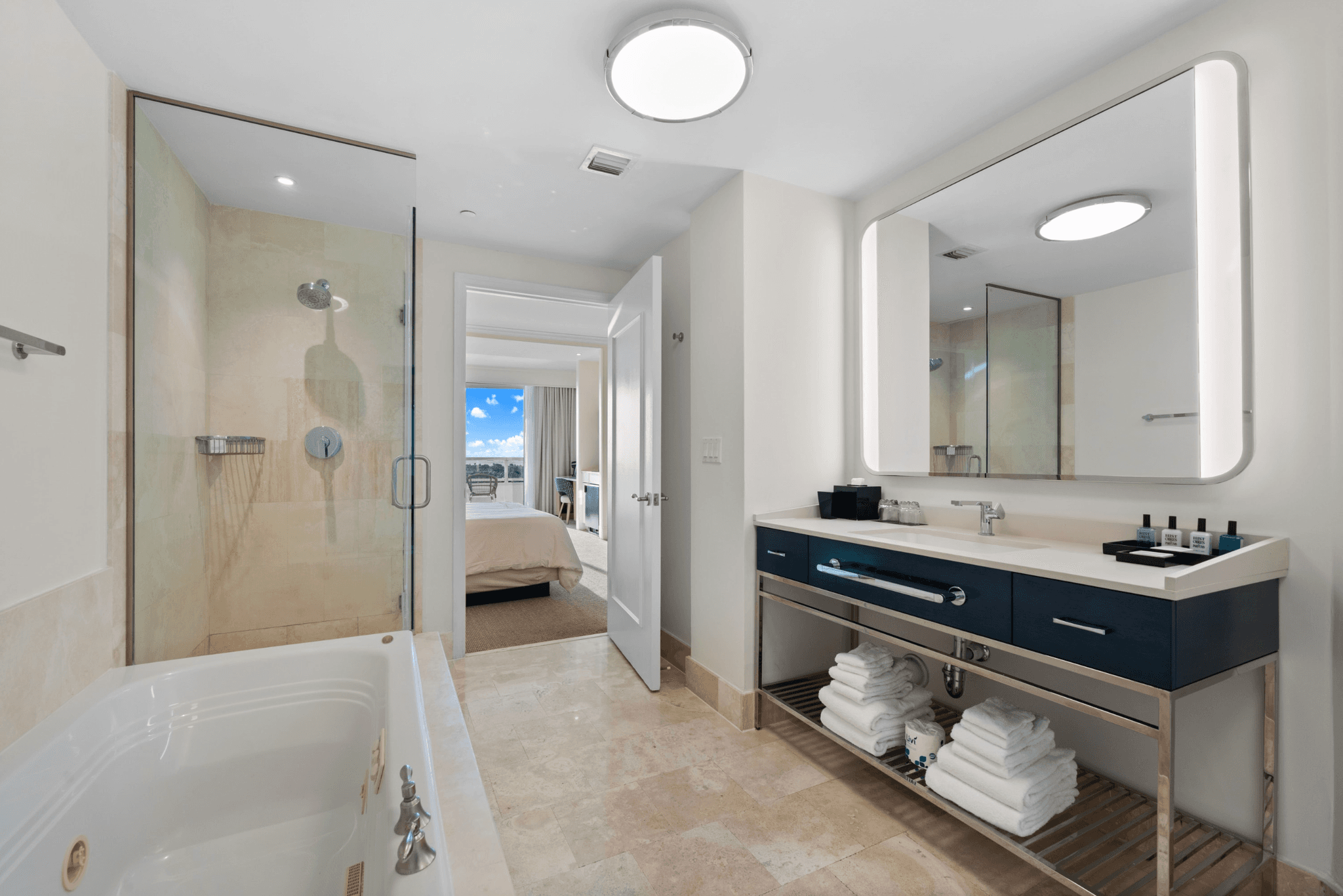 Miami Beach, Miami — Luxury furnished apartment in Miami Beach, Miami