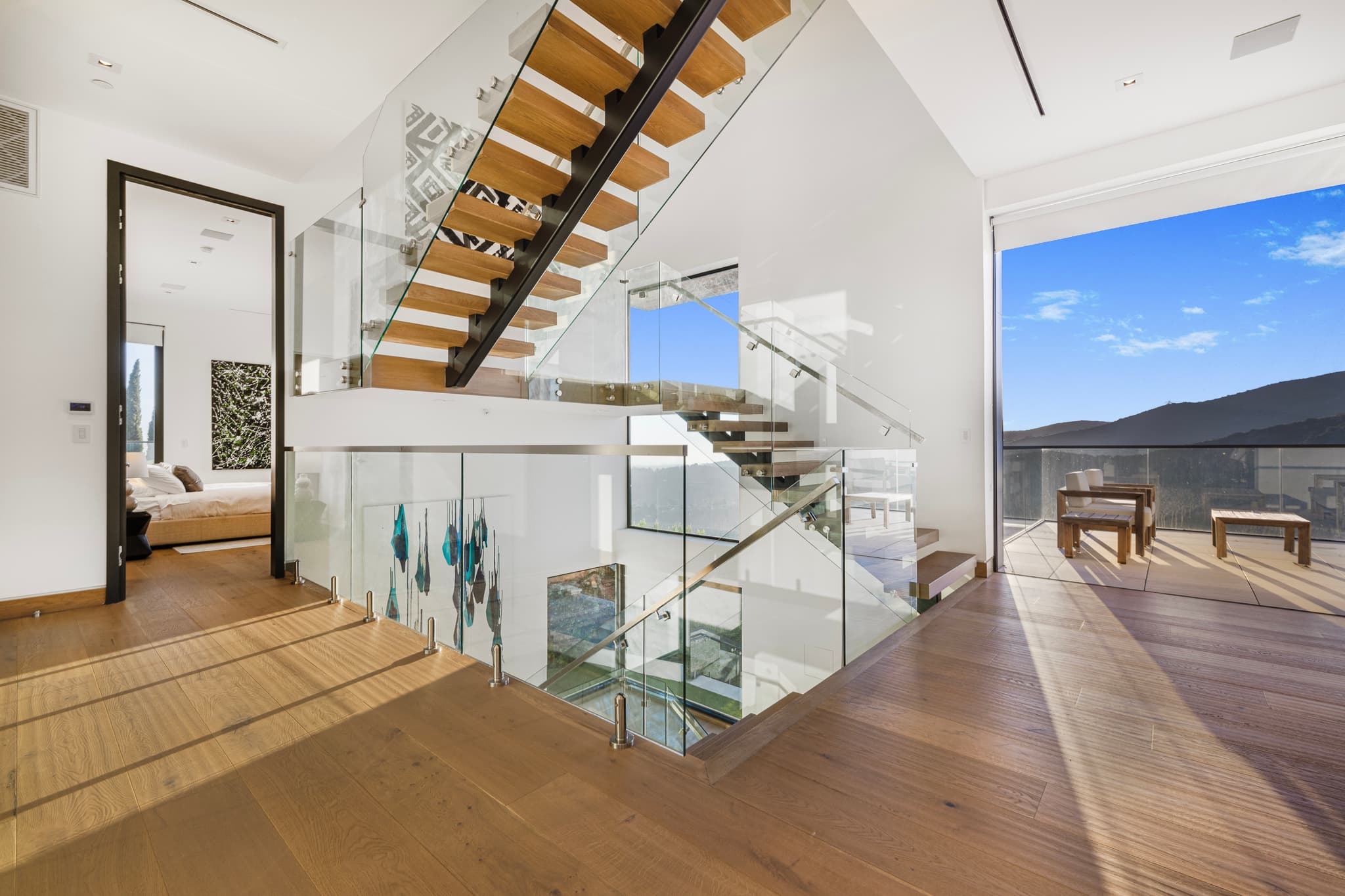 Bel Air, Los Angeles — Luxury furnished apartment in Bel Air, Los Angeles